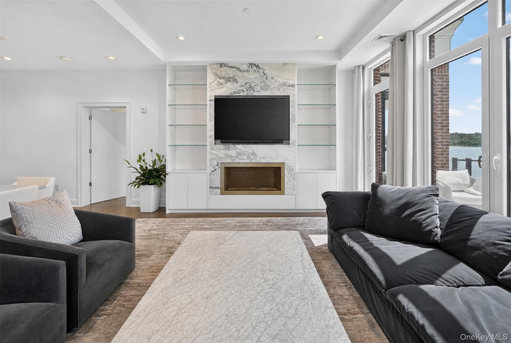 10 Shore Road Unit: 400 thumbnail 13