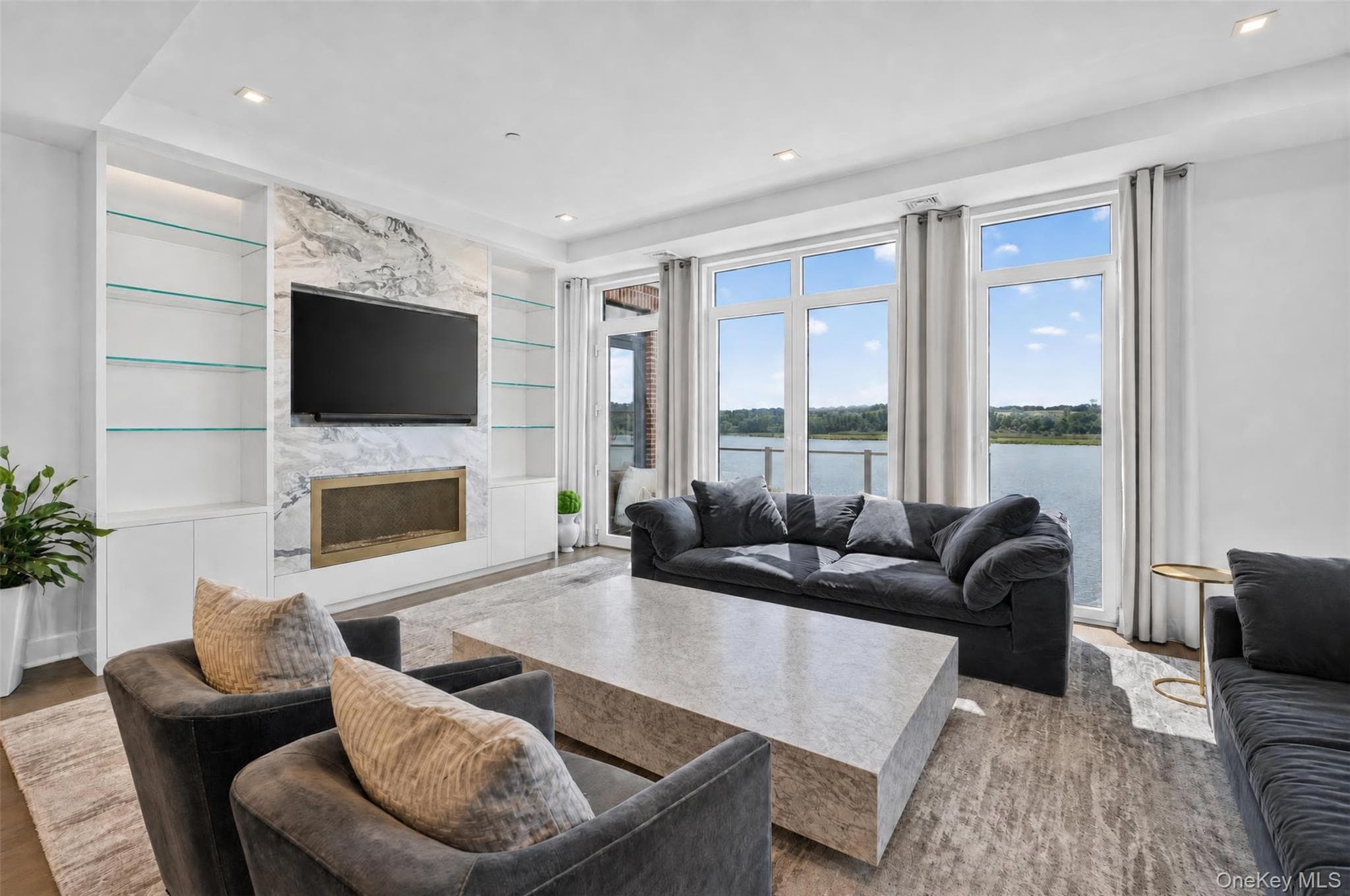 10 Shore Road Unit: 400 thumbnail 12