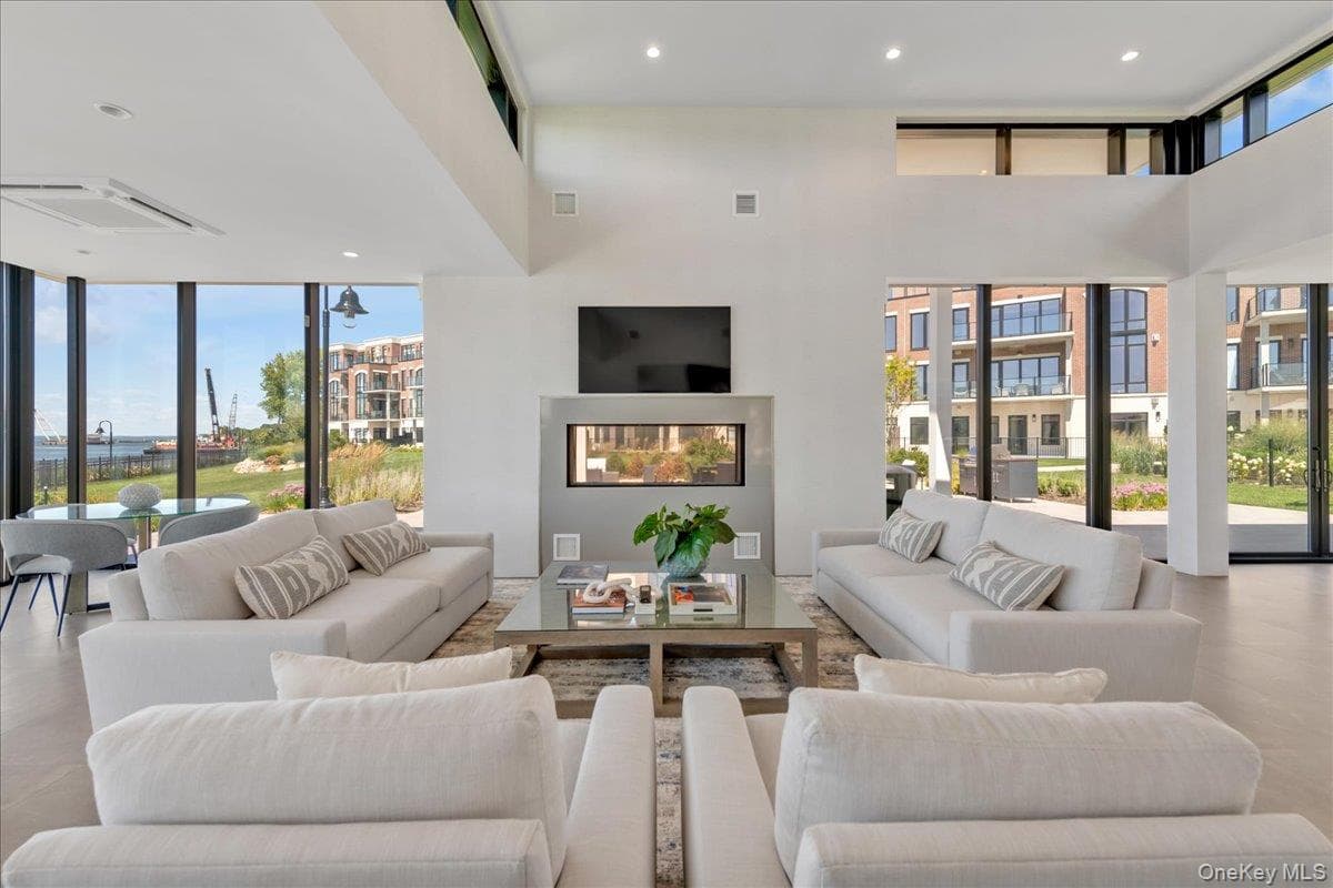 10 Shore Road Unit: 400 thumbnail 41
