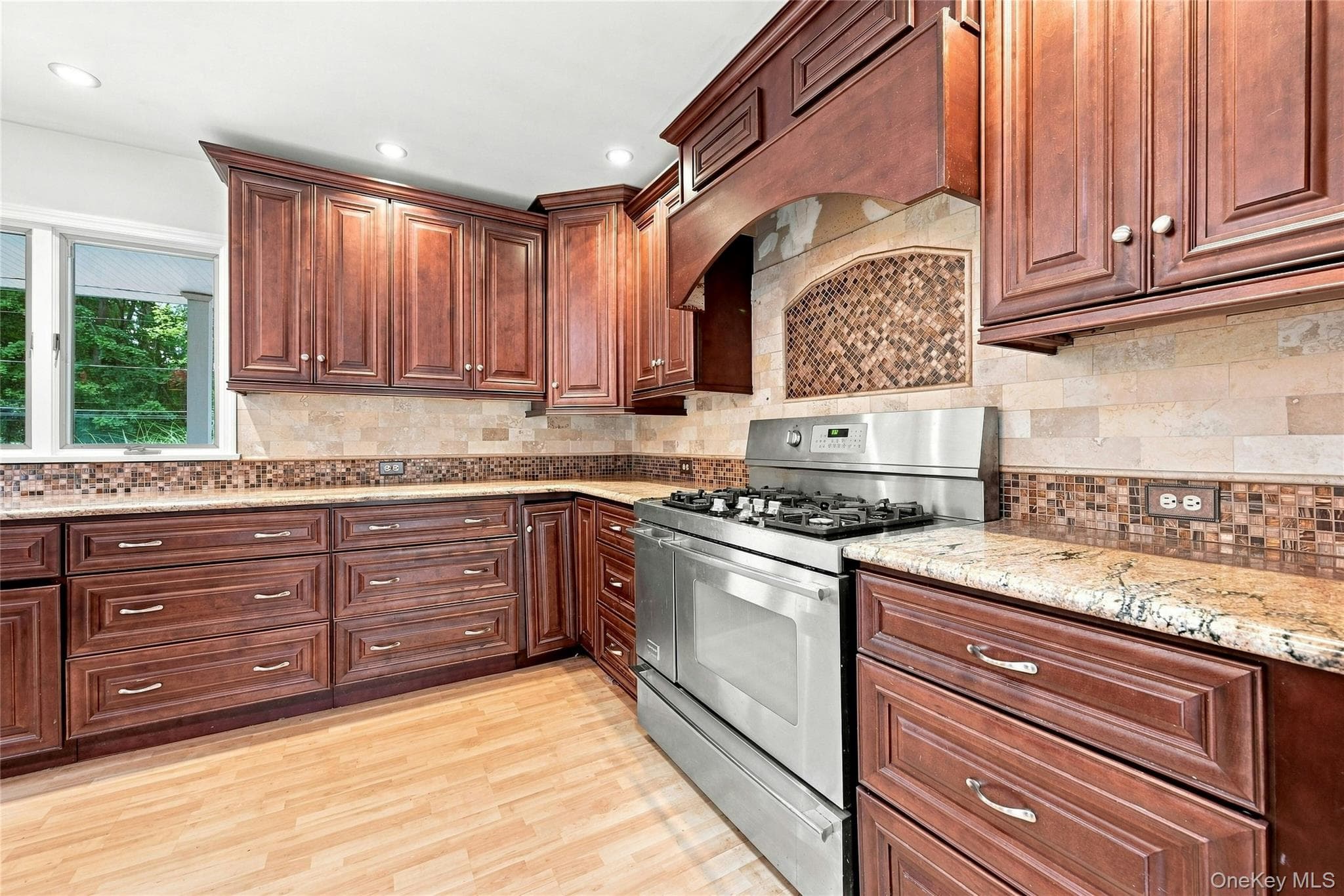 6 Winfield Drive thumbnail 10