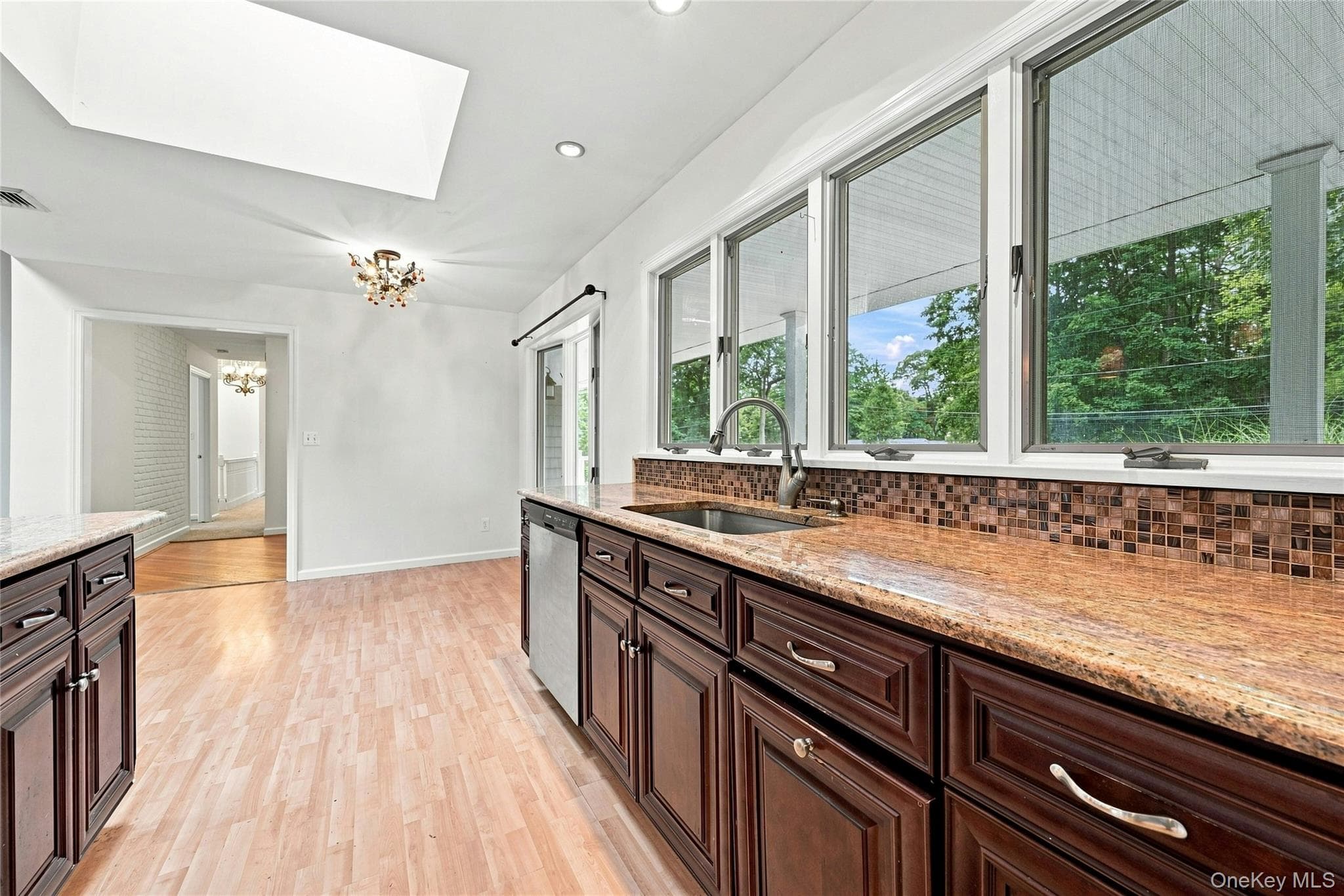 6 Winfield Drive thumbnail 12