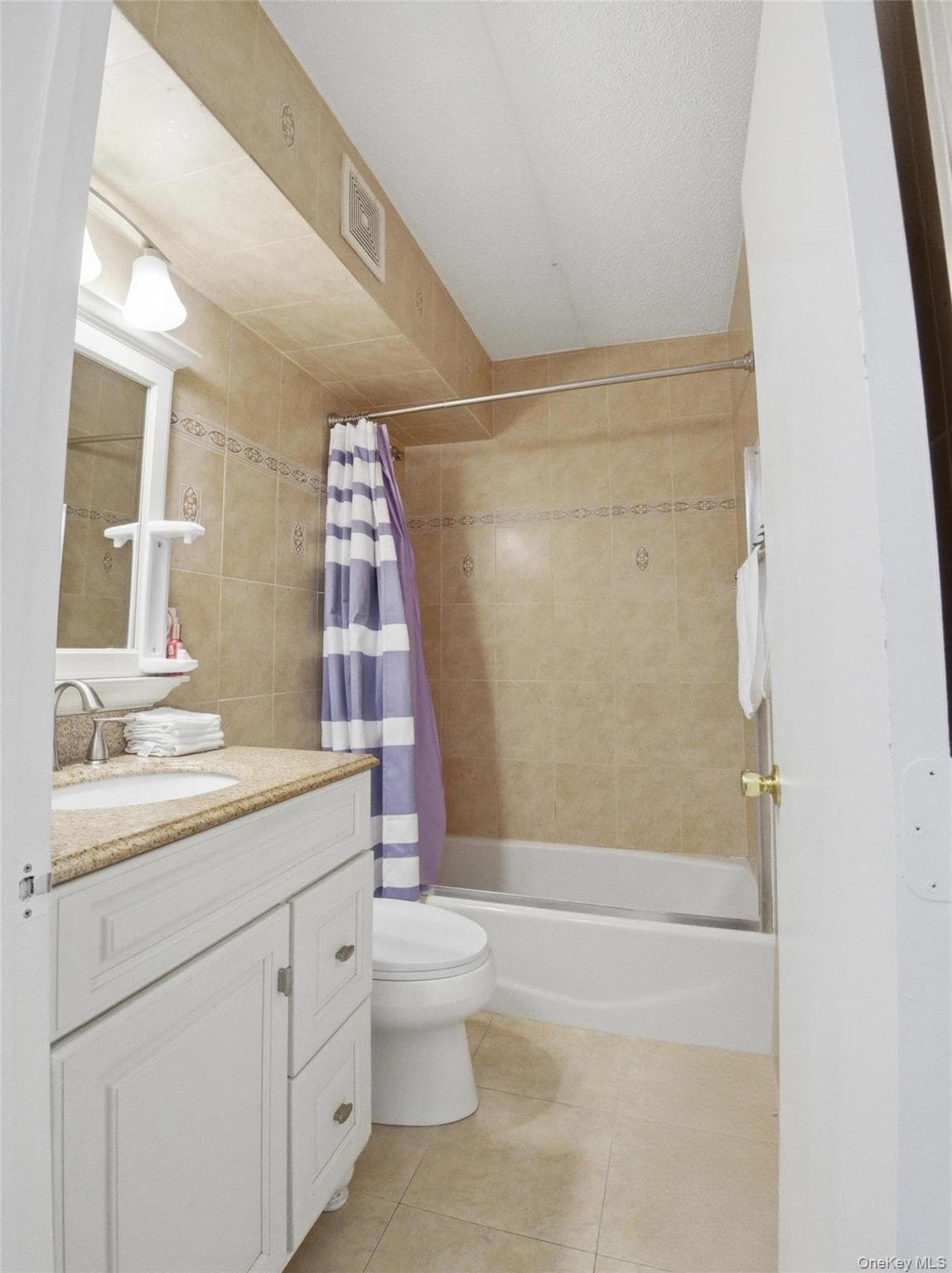 831 Longfellow Avenue thumbnail 10