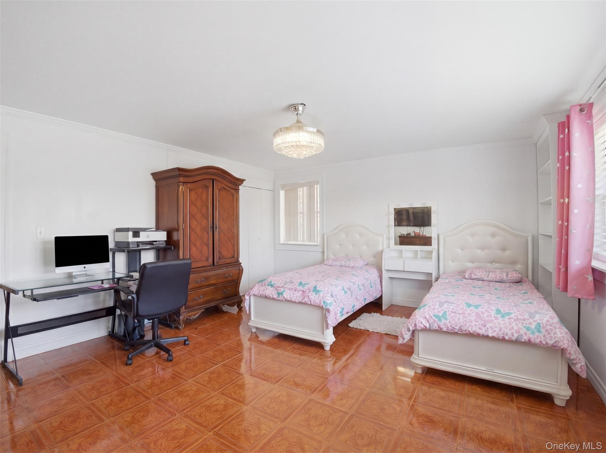 831 Longfellow Avenue thumbnail 8