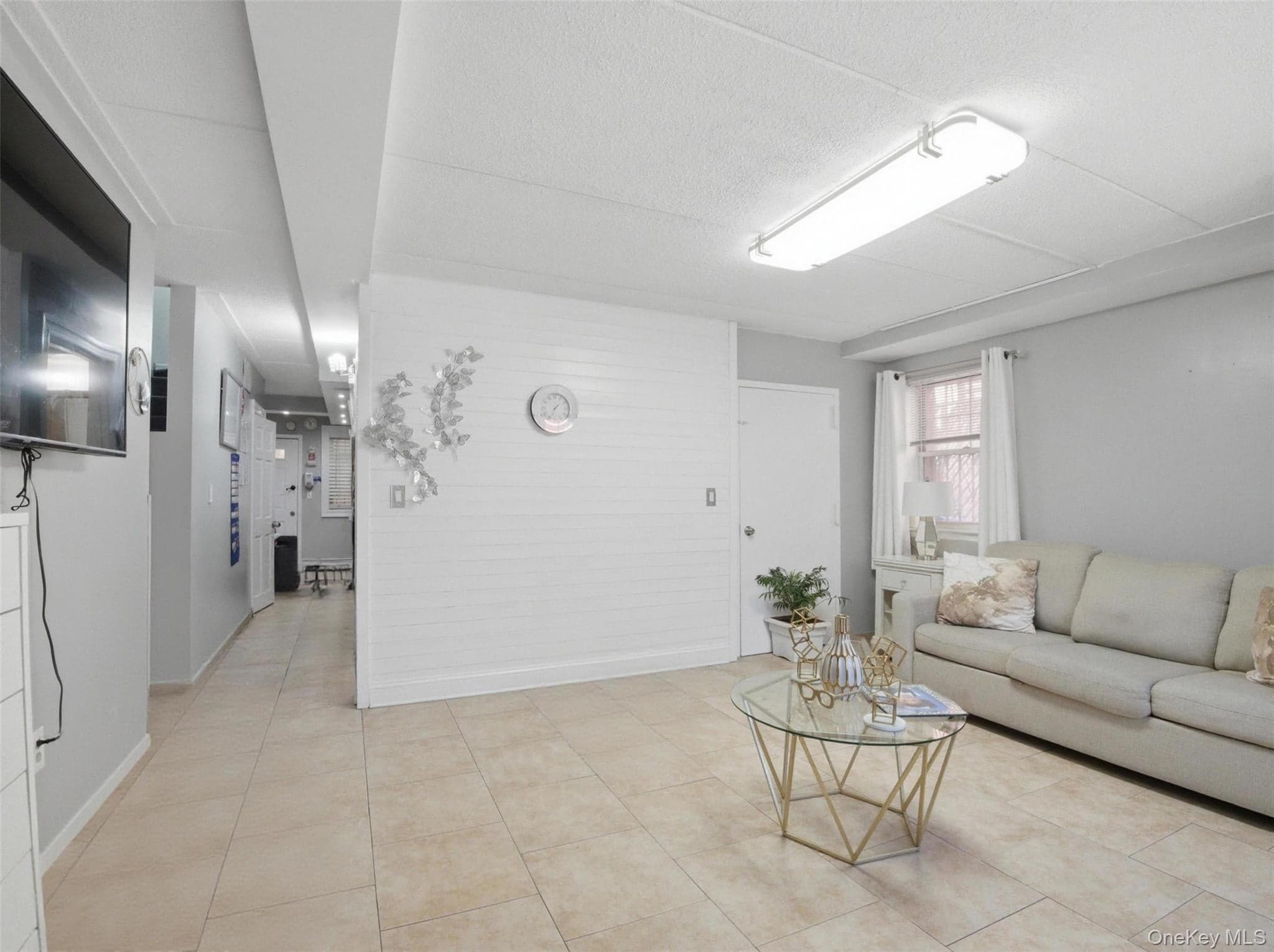 831 Longfellow Avenue thumbnail 4