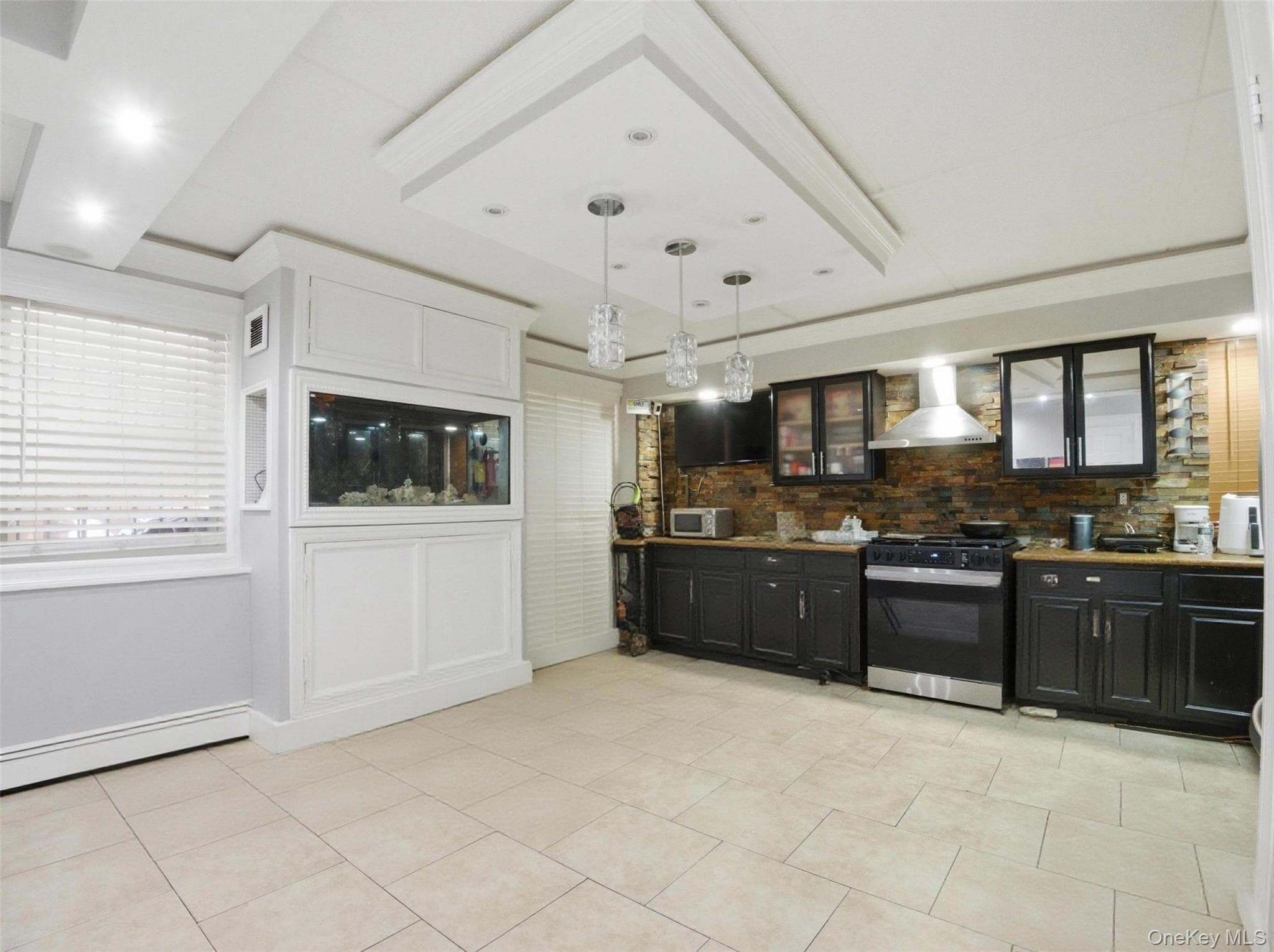 831 Longfellow Avenue thumbnail 16