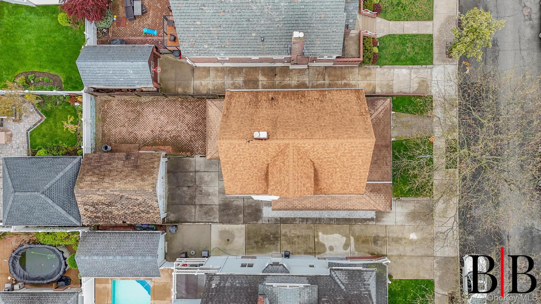 533 Beach 130th Street thumbnail 30