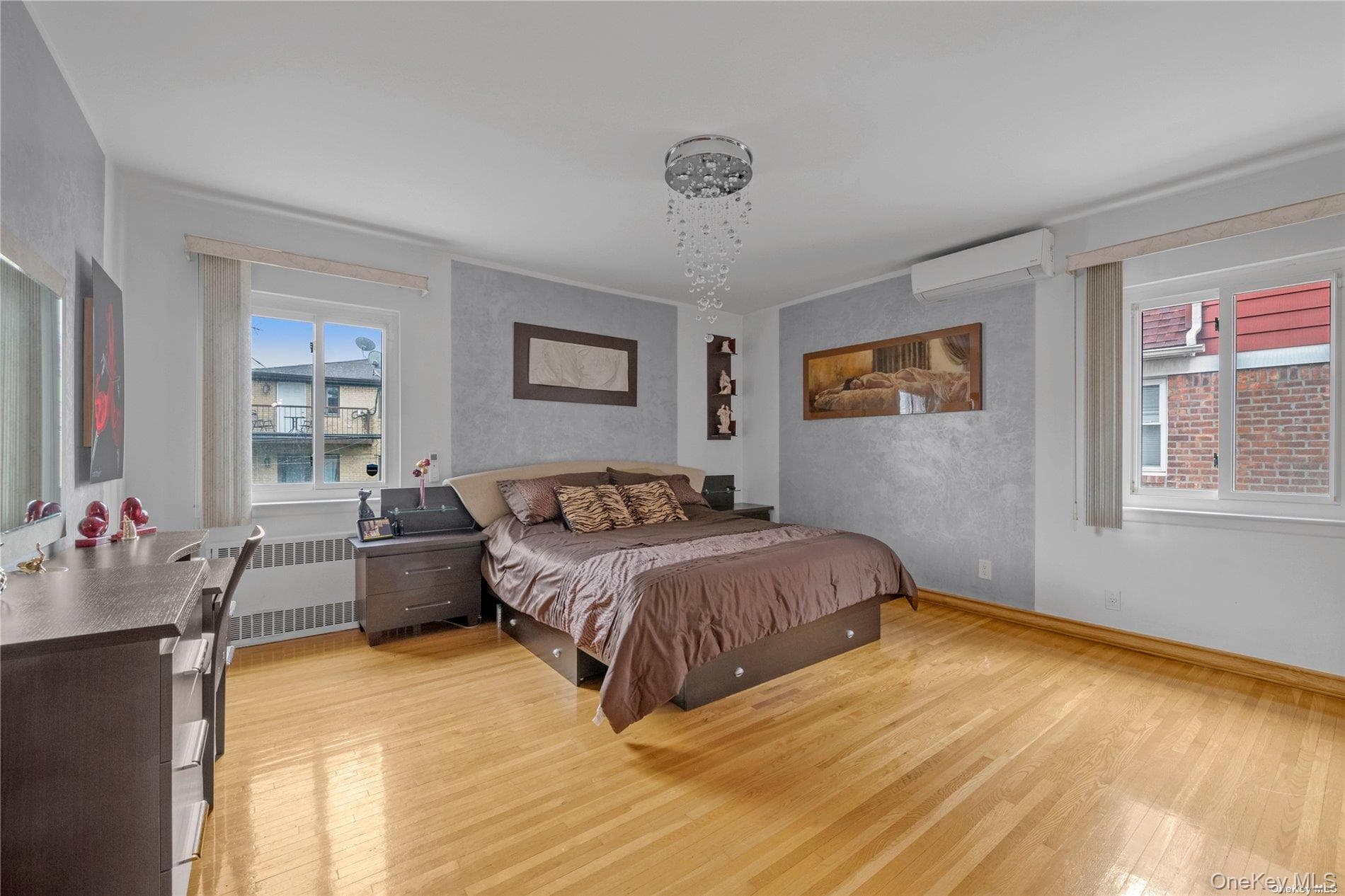 65-24 Ellwell Crescent thumbnail 12