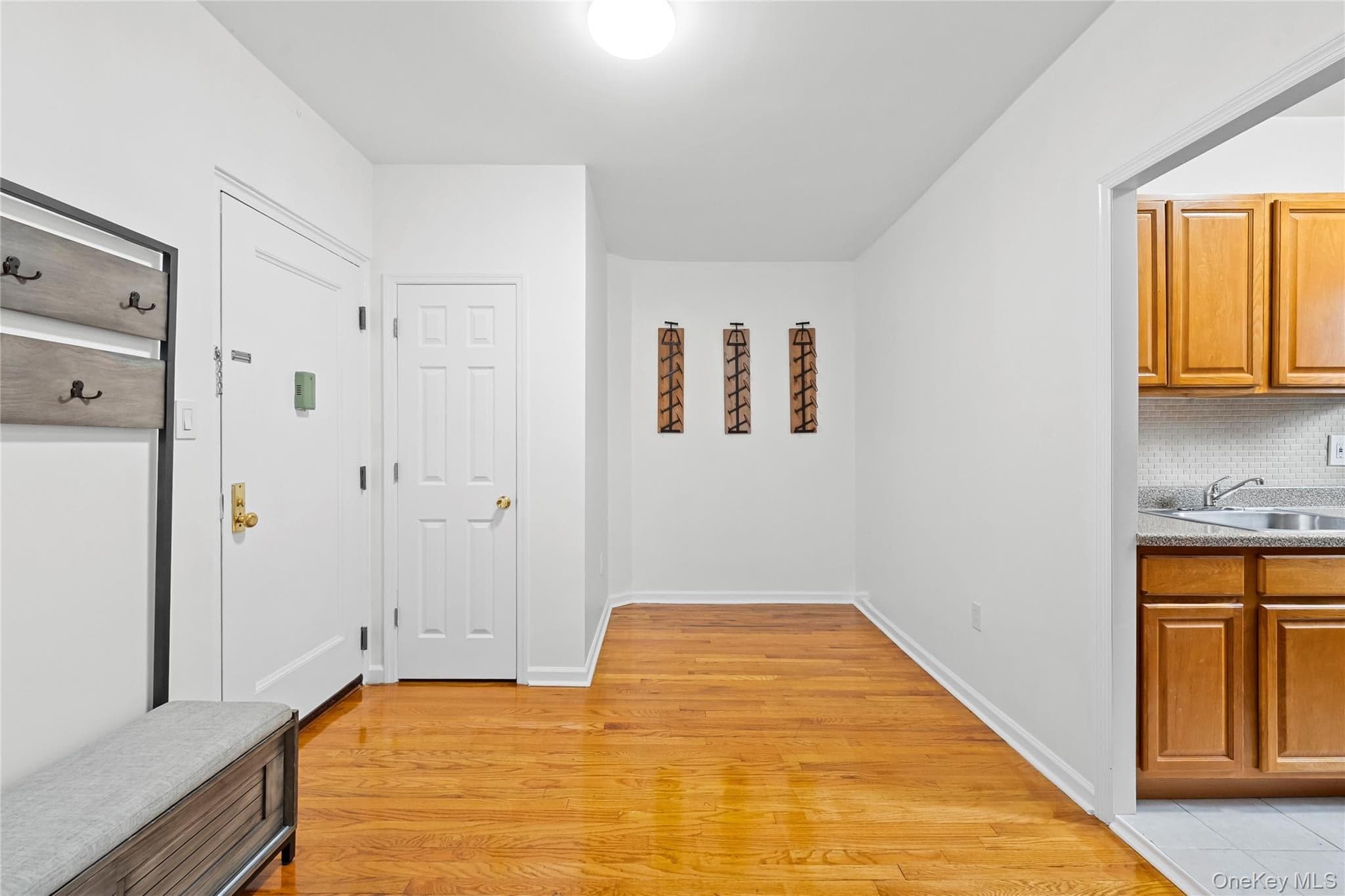 35-35 75th Street Unit: 401 thumbnail 2