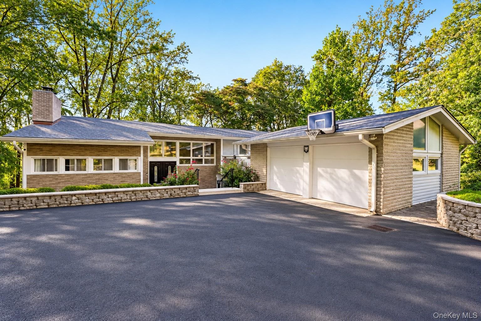 498 Winding Road, Ardsley