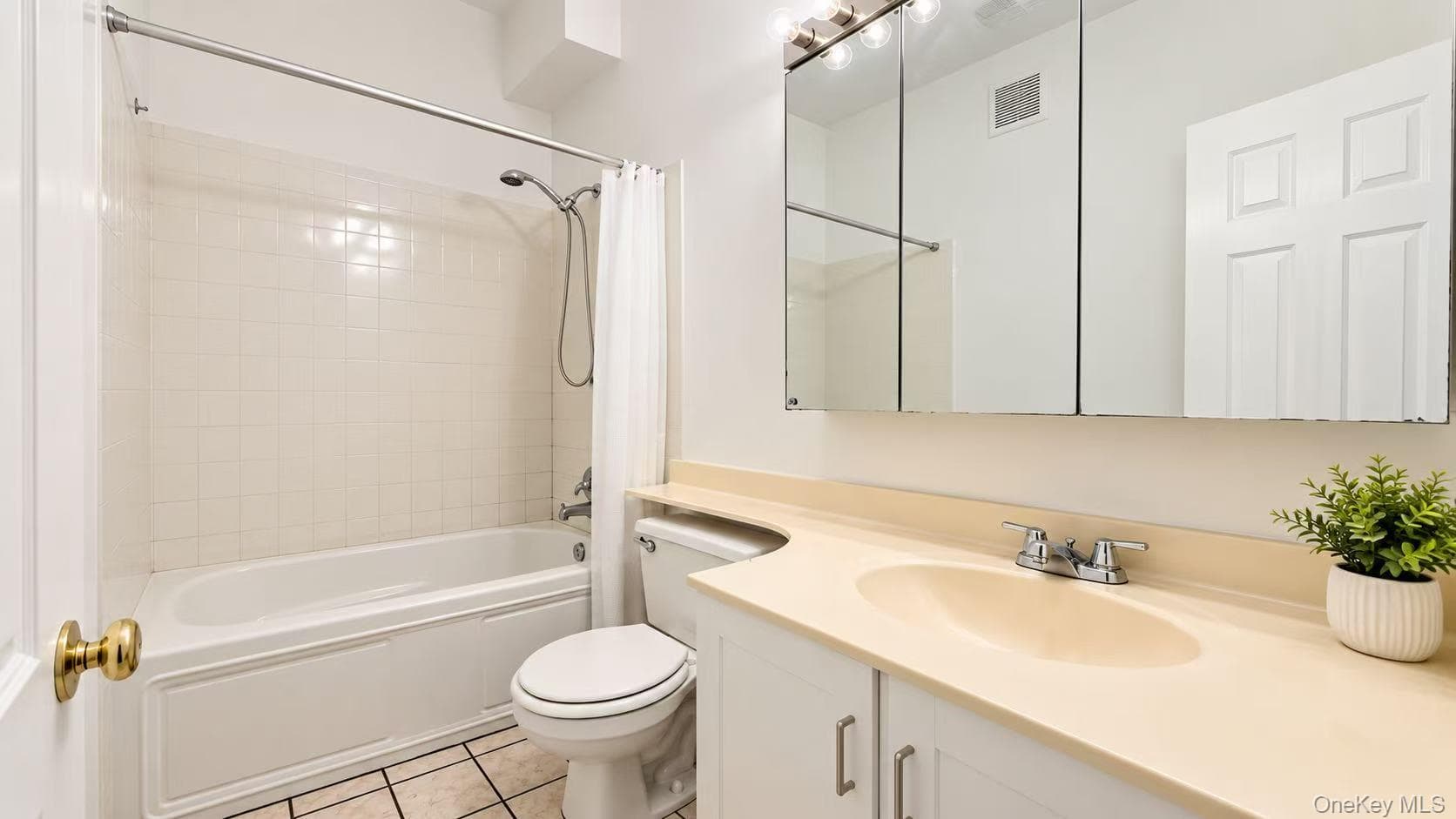 13976 35th Avenue Unit: L1 thumbnail 7