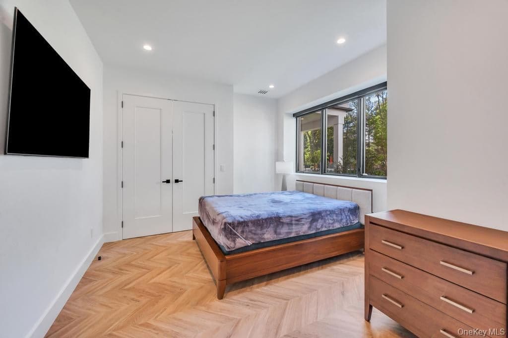 2 Chelmsford Drive thumbnail 31