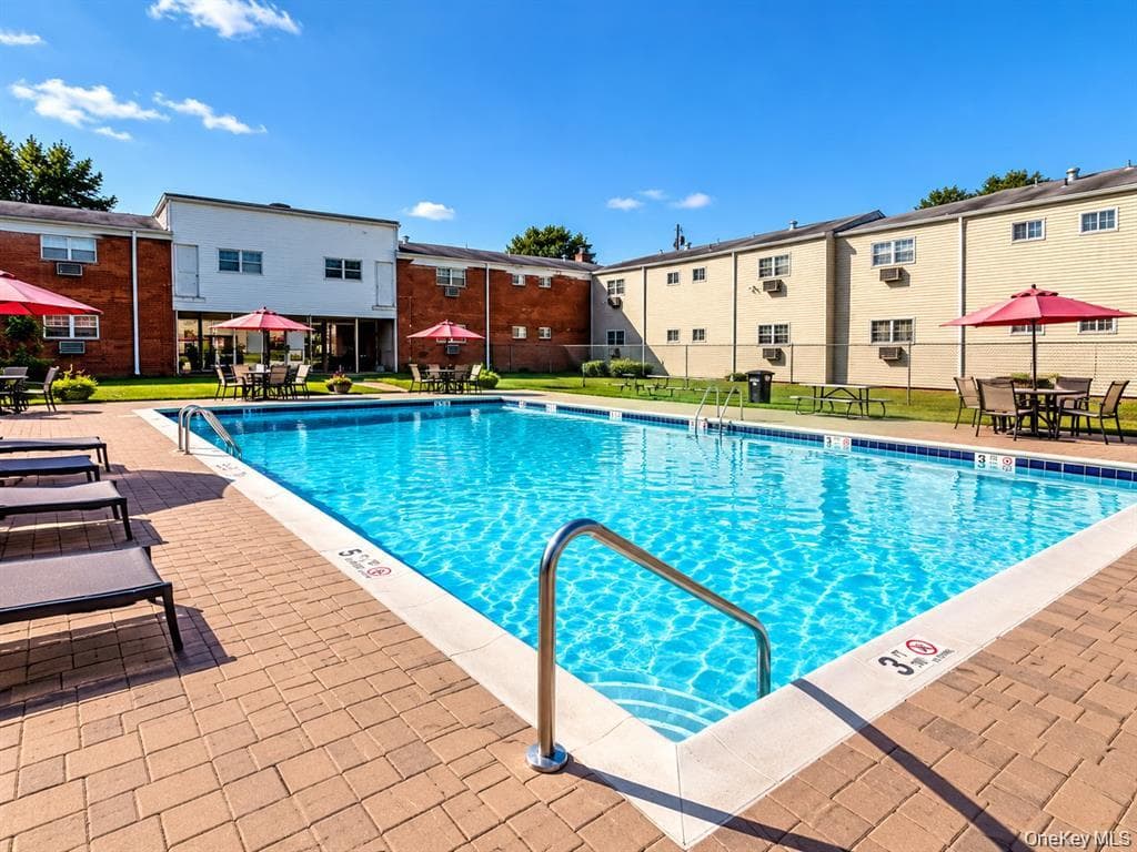 50 Cromwell Terrace Unit: 6 thumbnail 2
