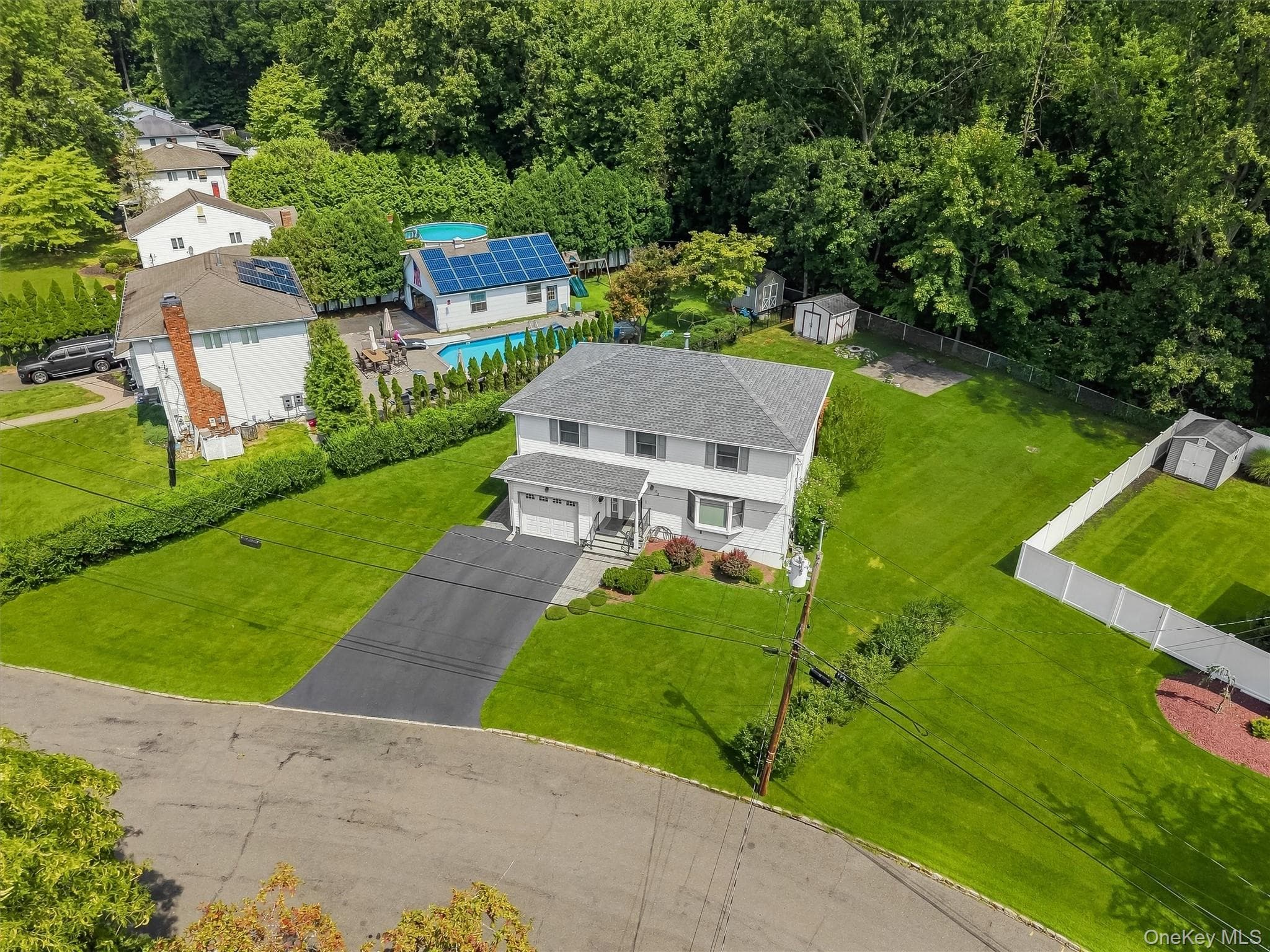 92 Edgewood Drive thumbnail 4