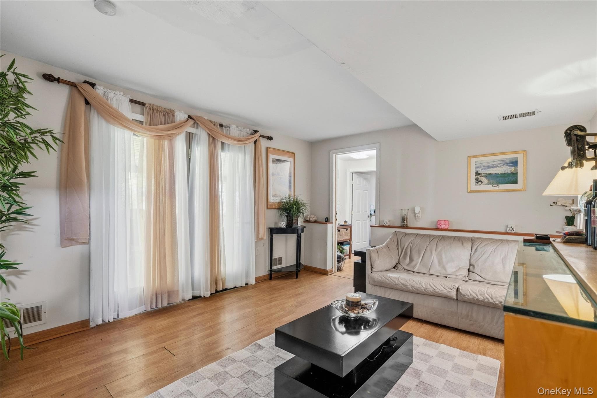 358 Lake Shore Drive thumbnail 38