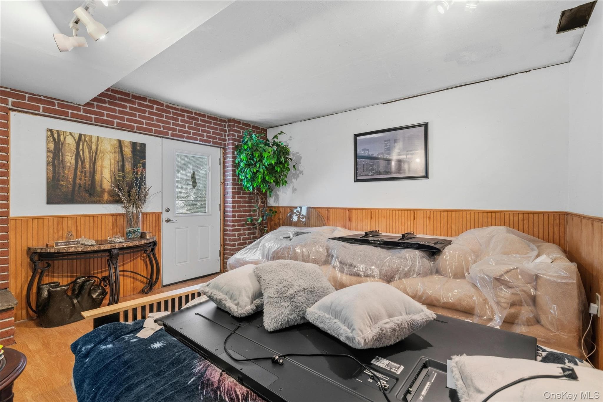 358 Lake Shore Drive thumbnail 34