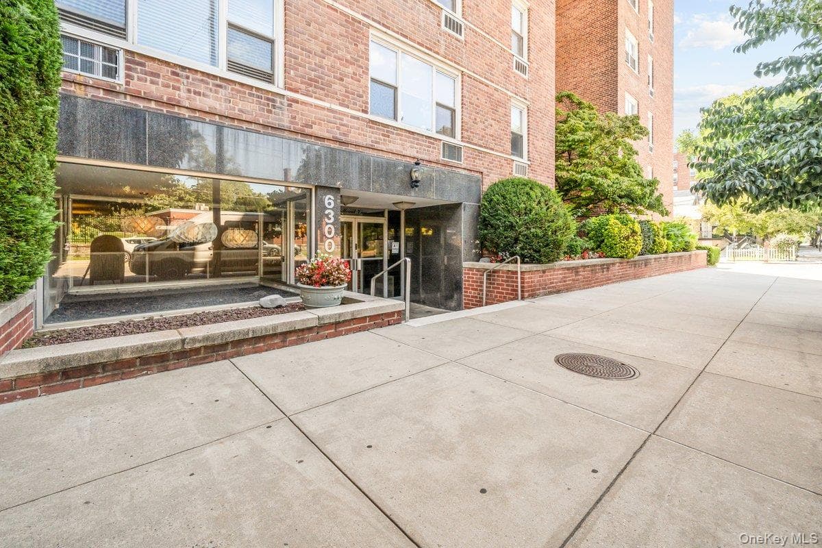 6300 Riverdale Avenue Unit: 5A thumbnail 15