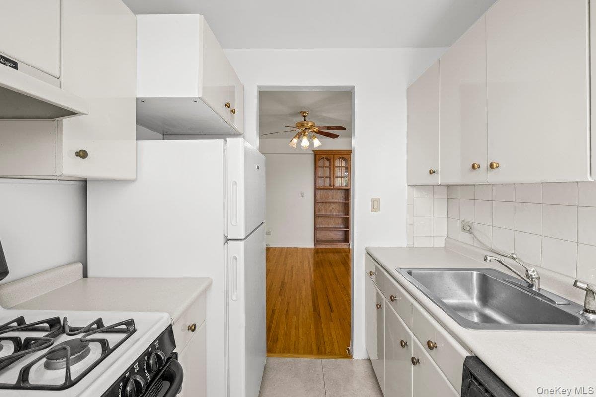 6300 Riverdale Avenue Unit: 5A thumbnail 7