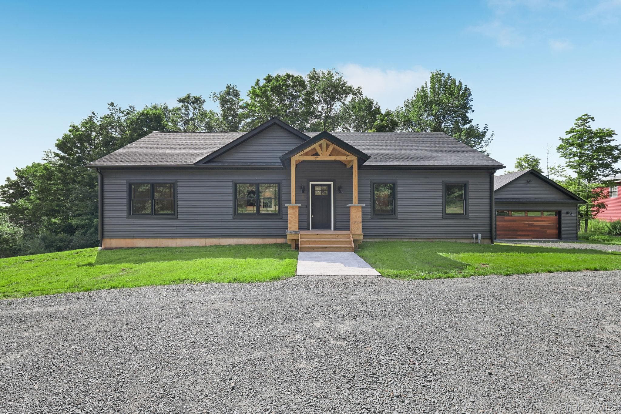375 Breezy Hill Road thumbnail 32