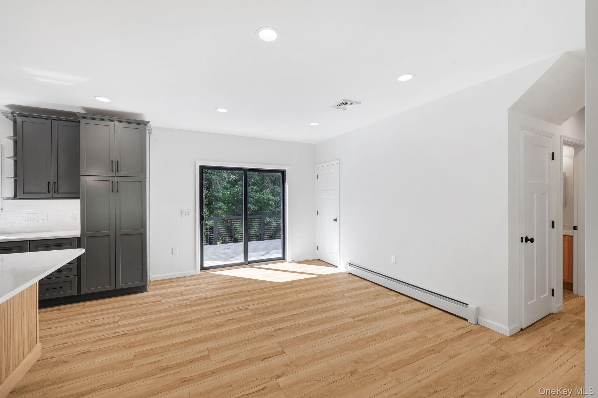 375 Breezy Hill Road thumbnail 9