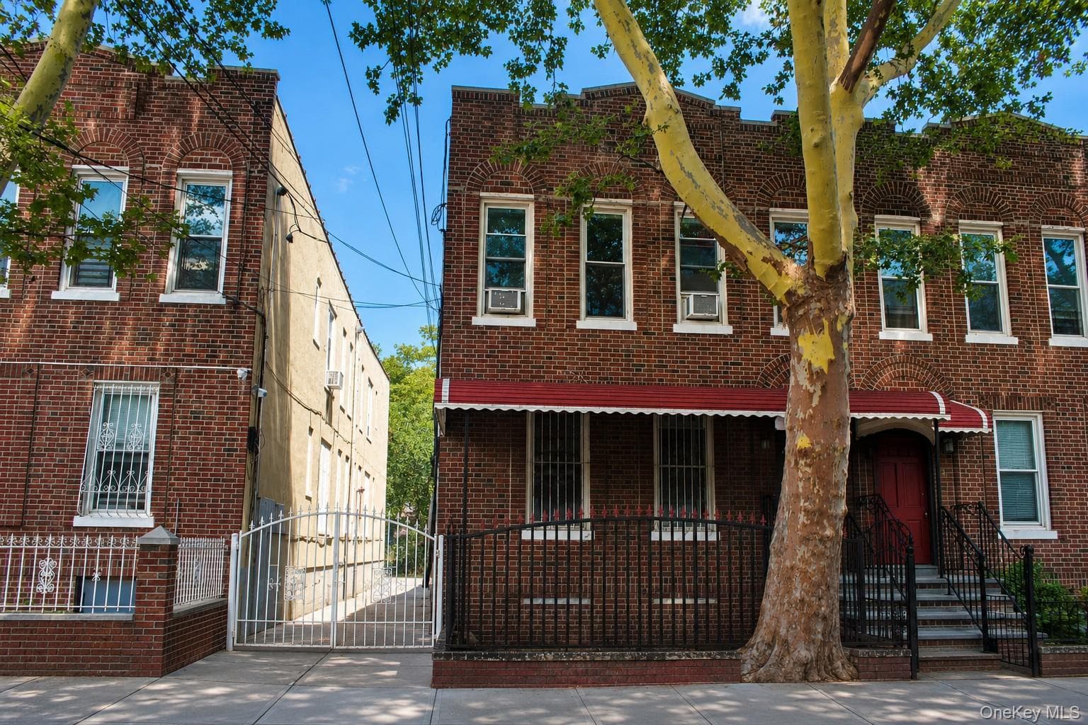 419 Amboy Street photo 1