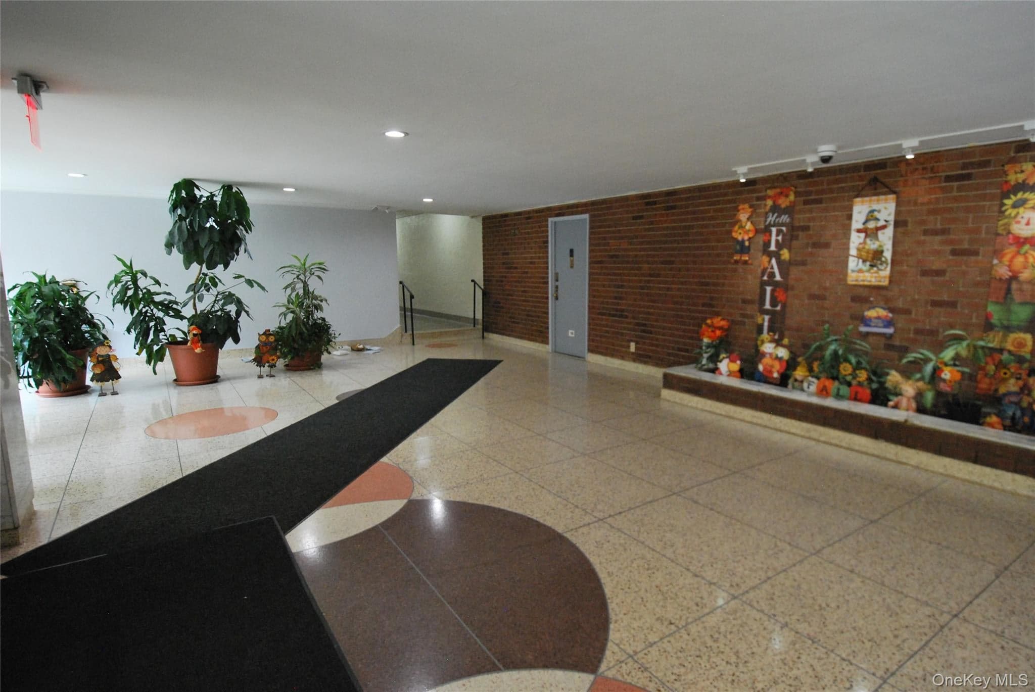 2 Sadore Lane Unit: 5E thumbnail 2