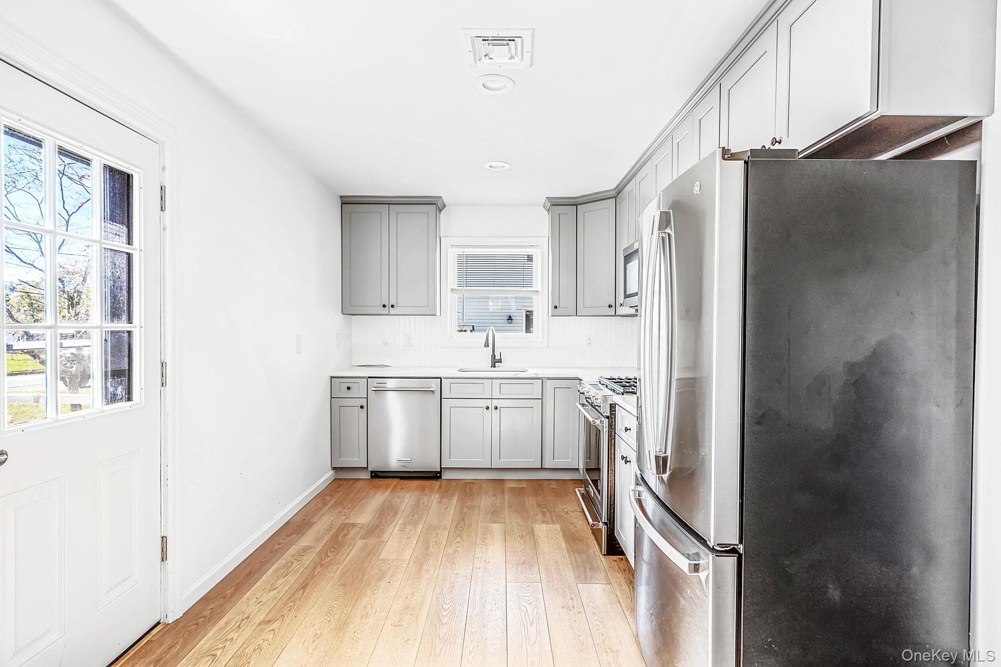 138 Central Avenue thumbnail 9