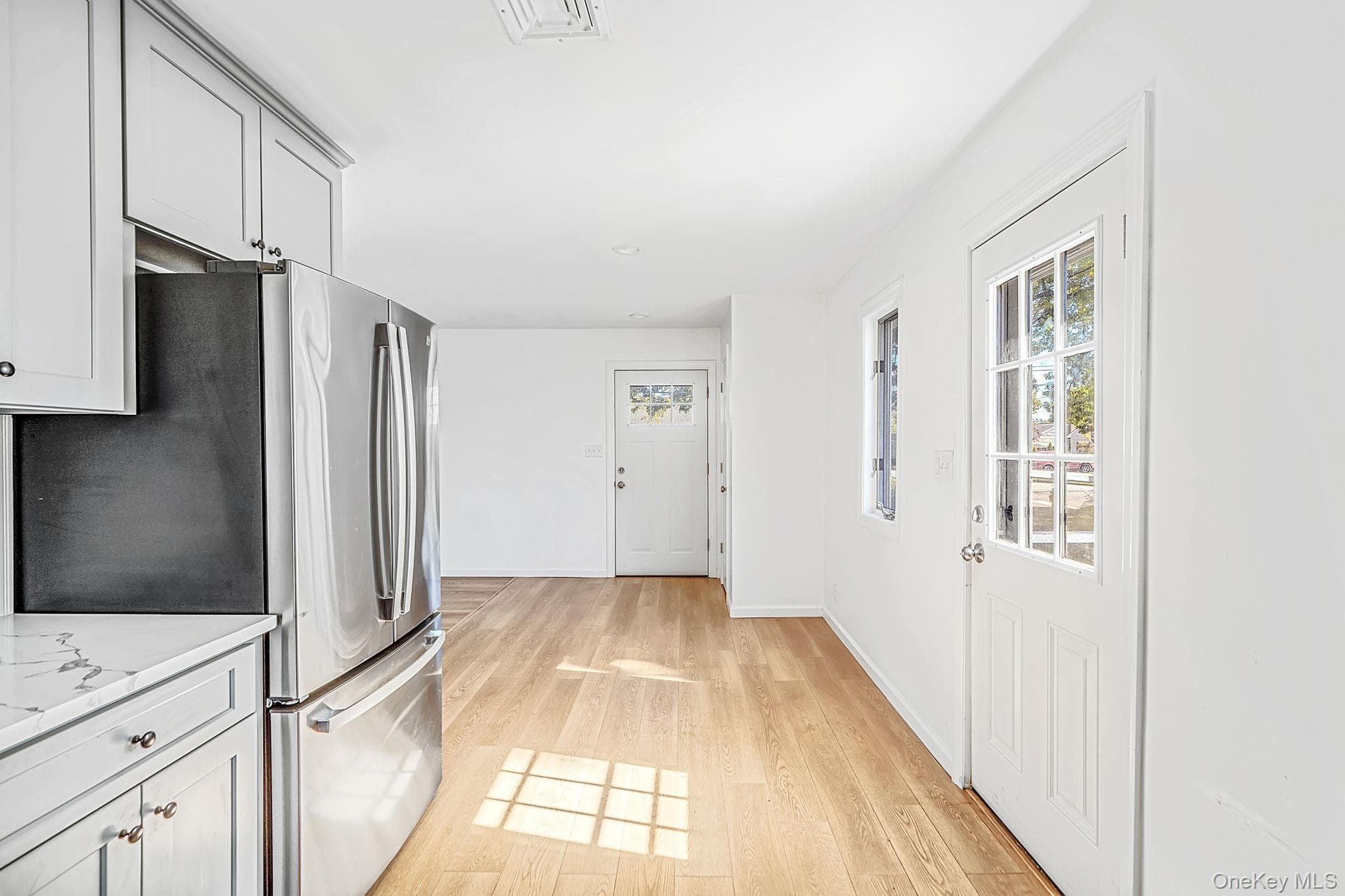 138 Central Avenue thumbnail 11