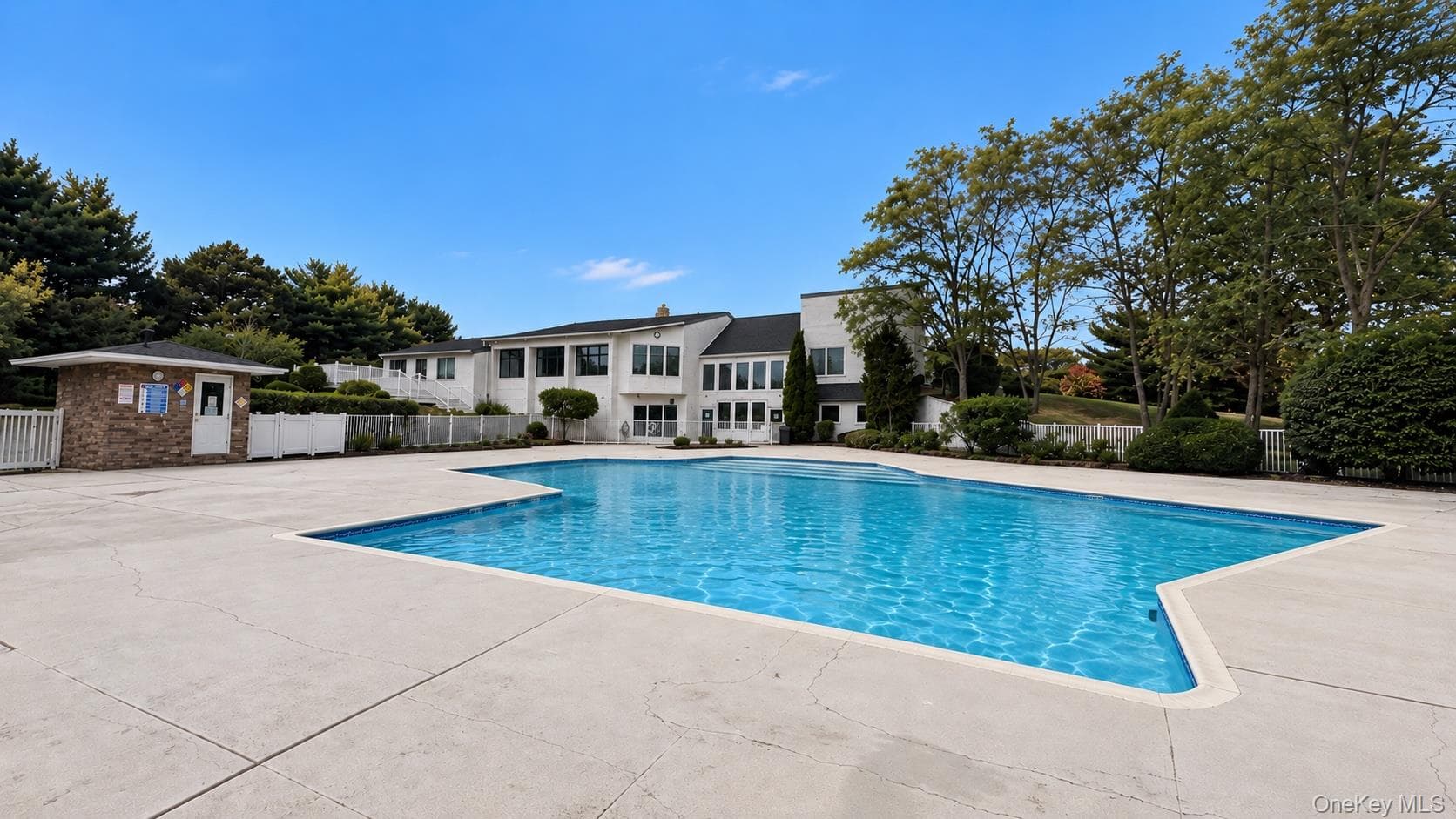 205 Village Circle thumbnail 12
