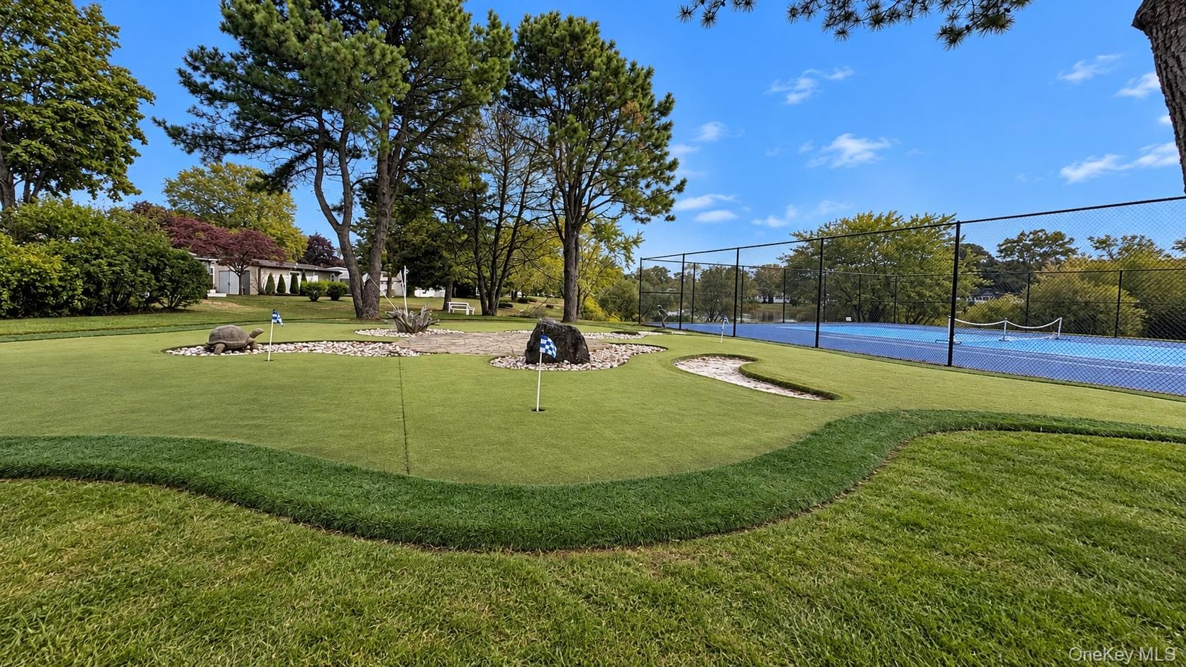 205 Village Circle thumbnail 16