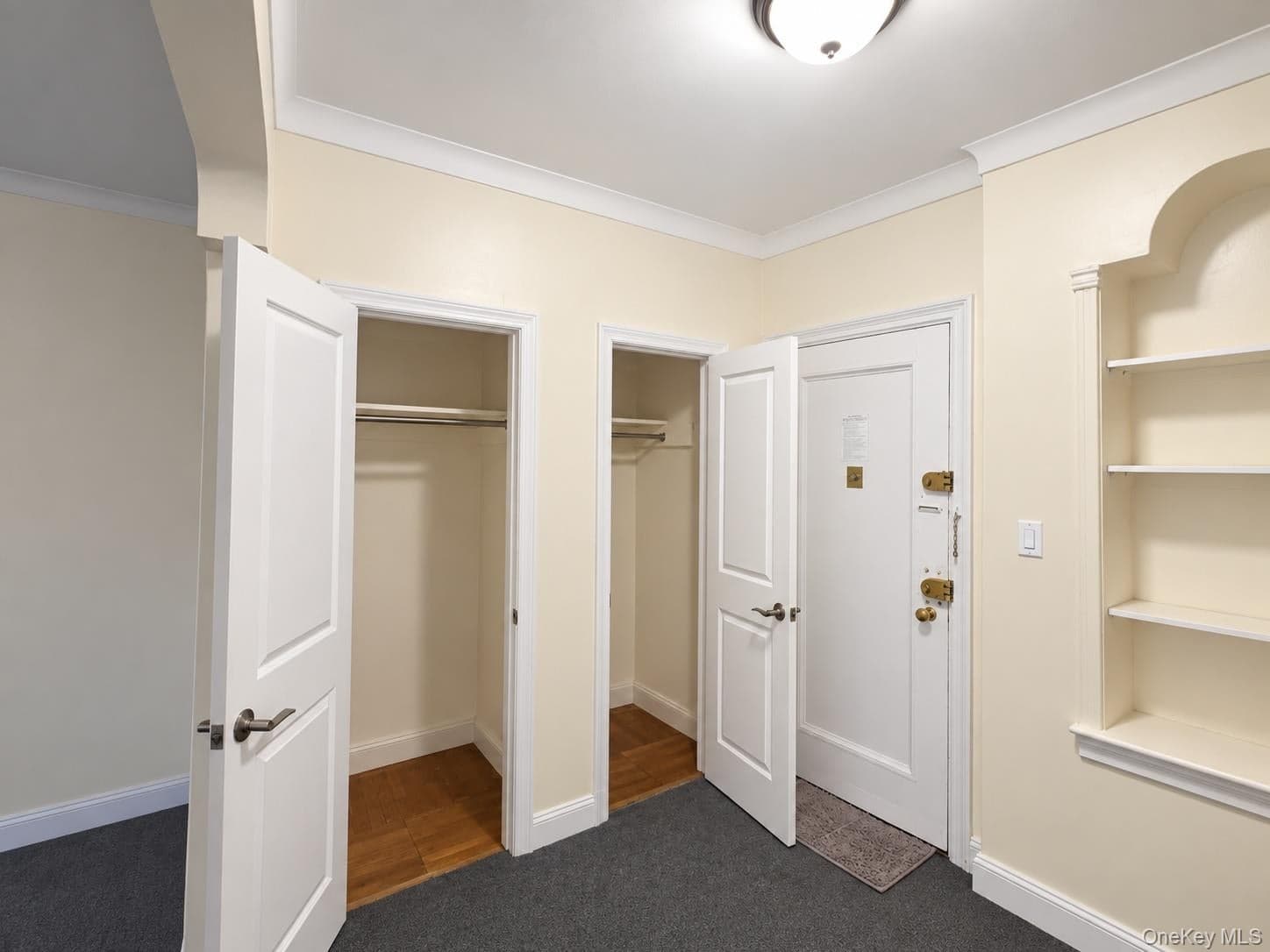 9205 Whitney Avenue Unit: A27 thumbnail 5