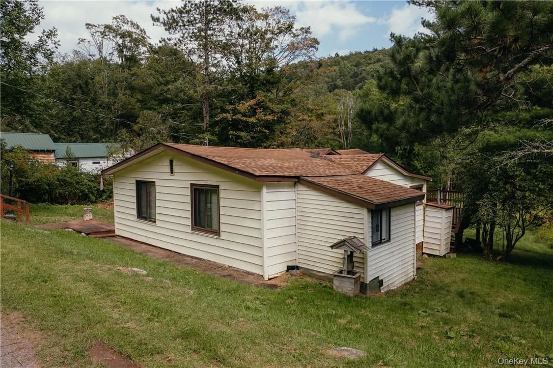 32 Brookside Drive thumbnail 14
