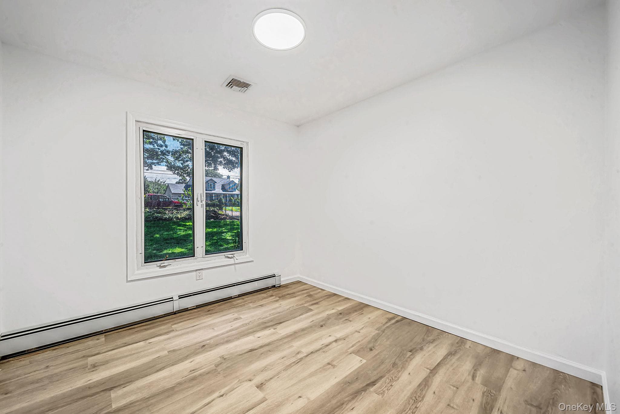 361 Decatur Avenue thumbnail 17