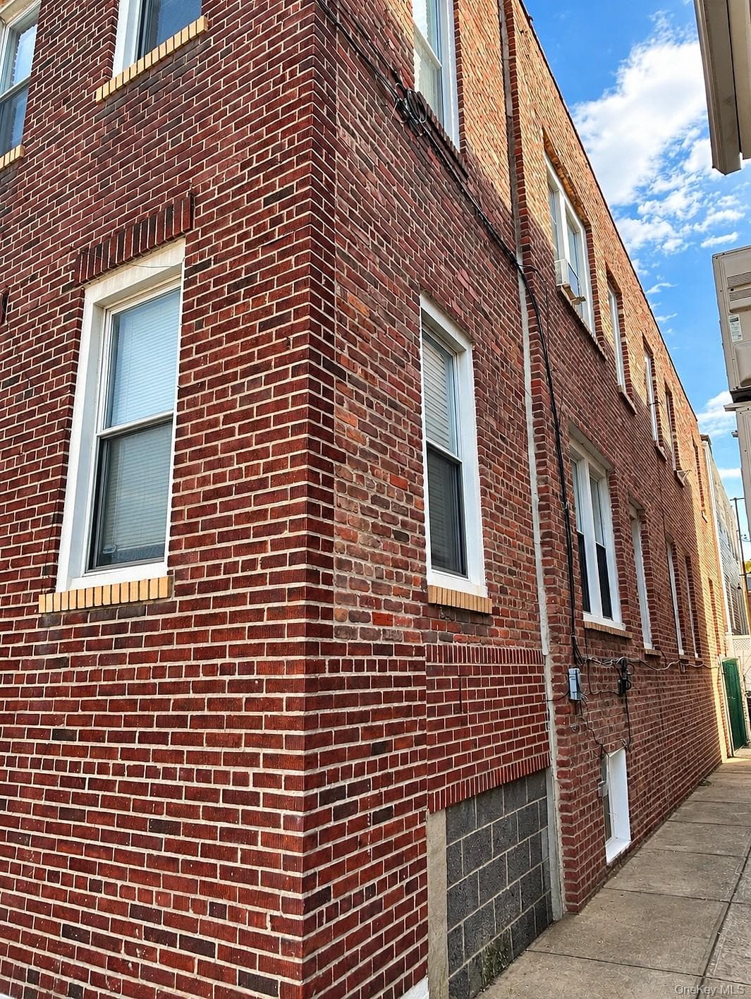 61-38 Grand Avenue thumbnail 2