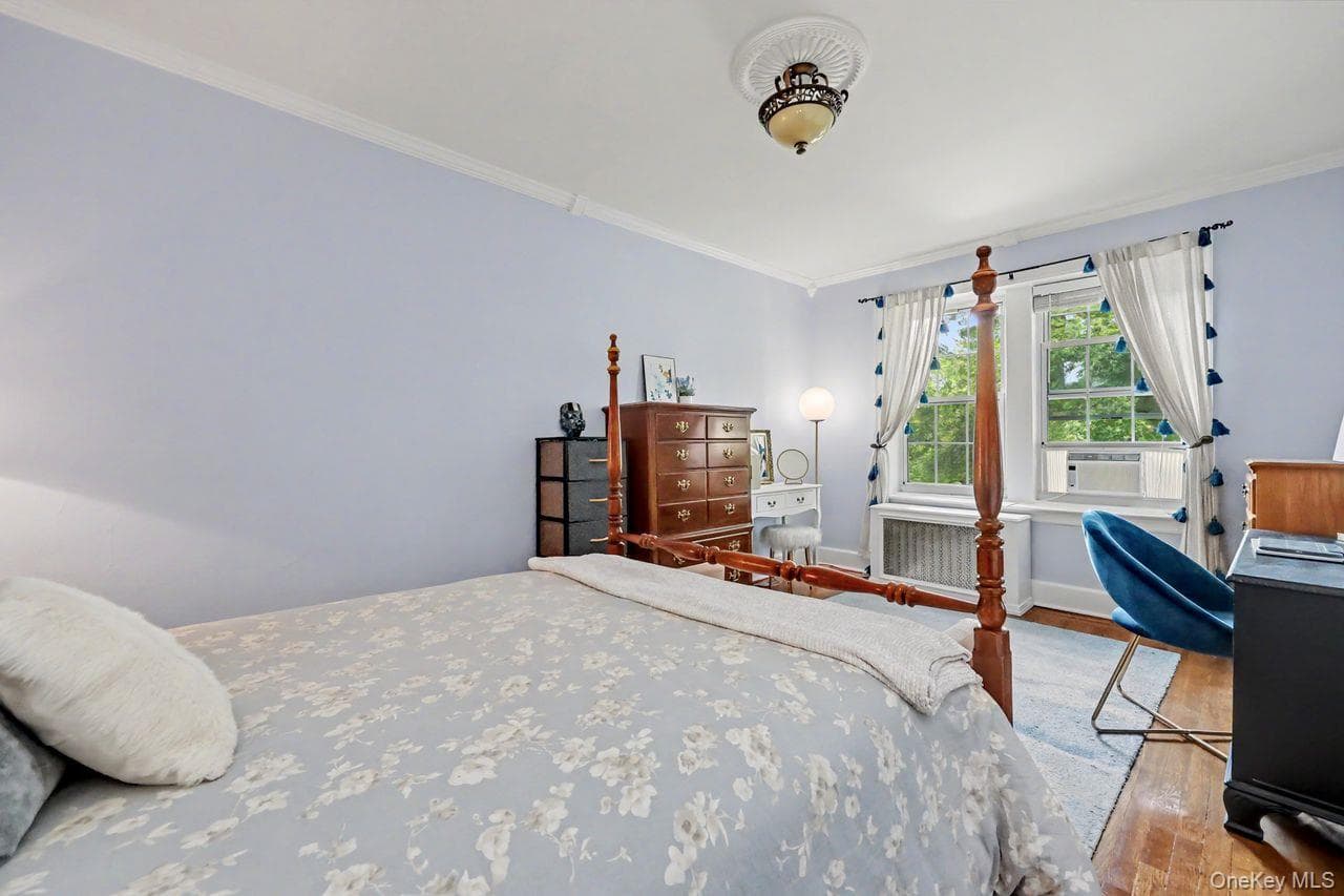 300 S Broadway Unit: 2 H thumbnail 18