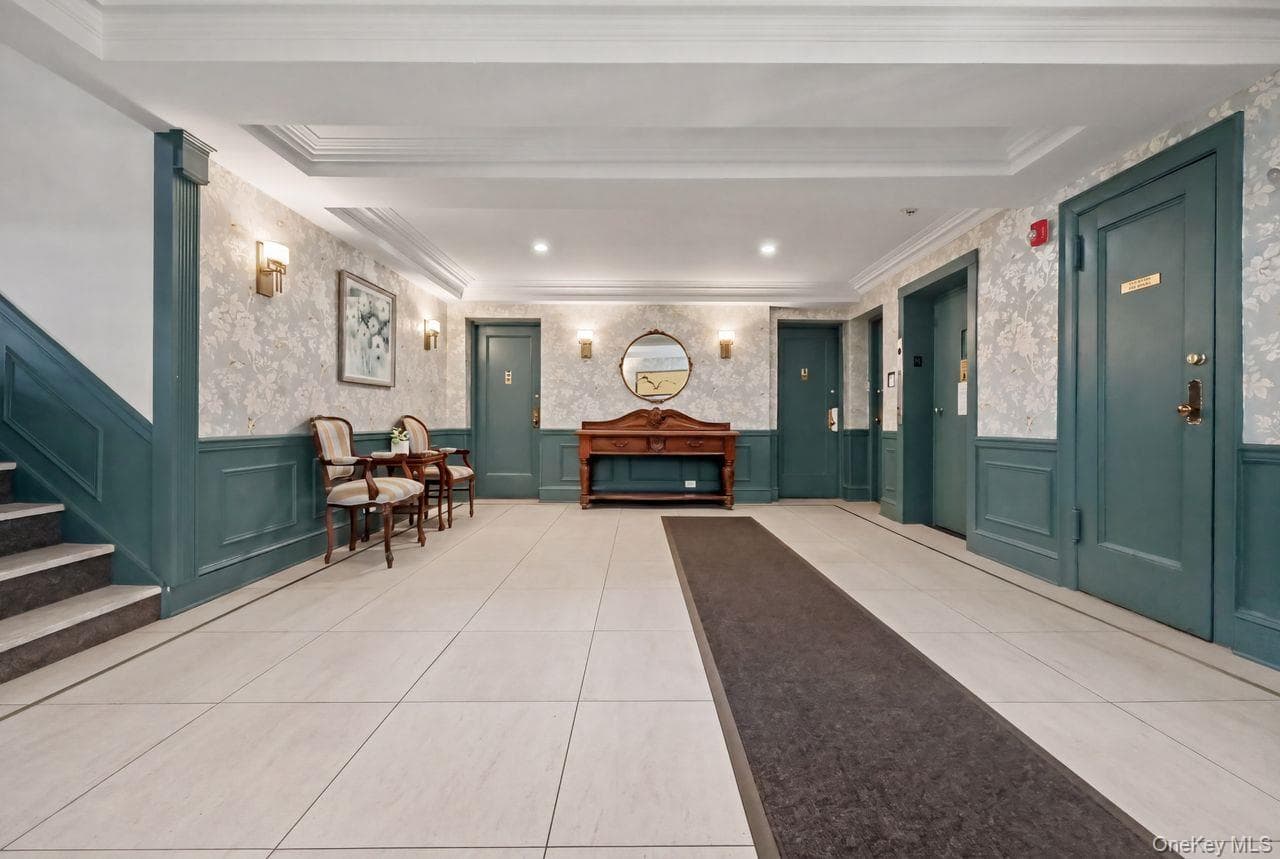 300 S Broadway Unit: 2 H thumbnail 21