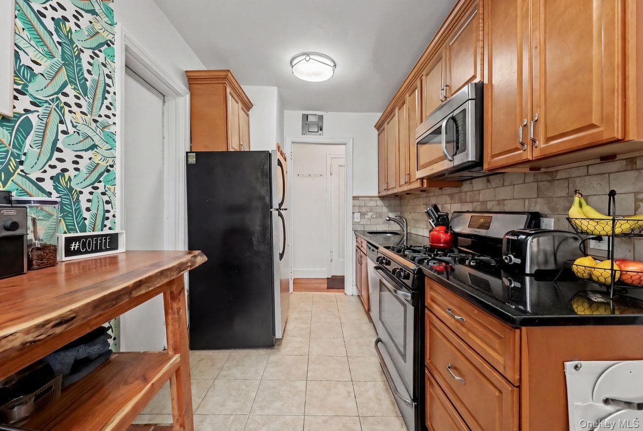 300 S Broadway Unit: 2 H thumbnail 12