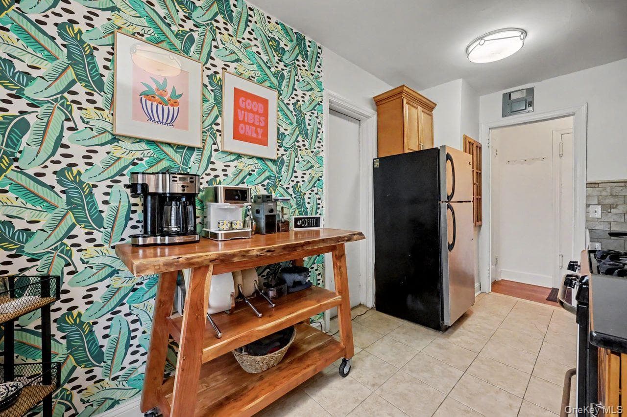 300 S Broadway Unit: 2 H thumbnail 13