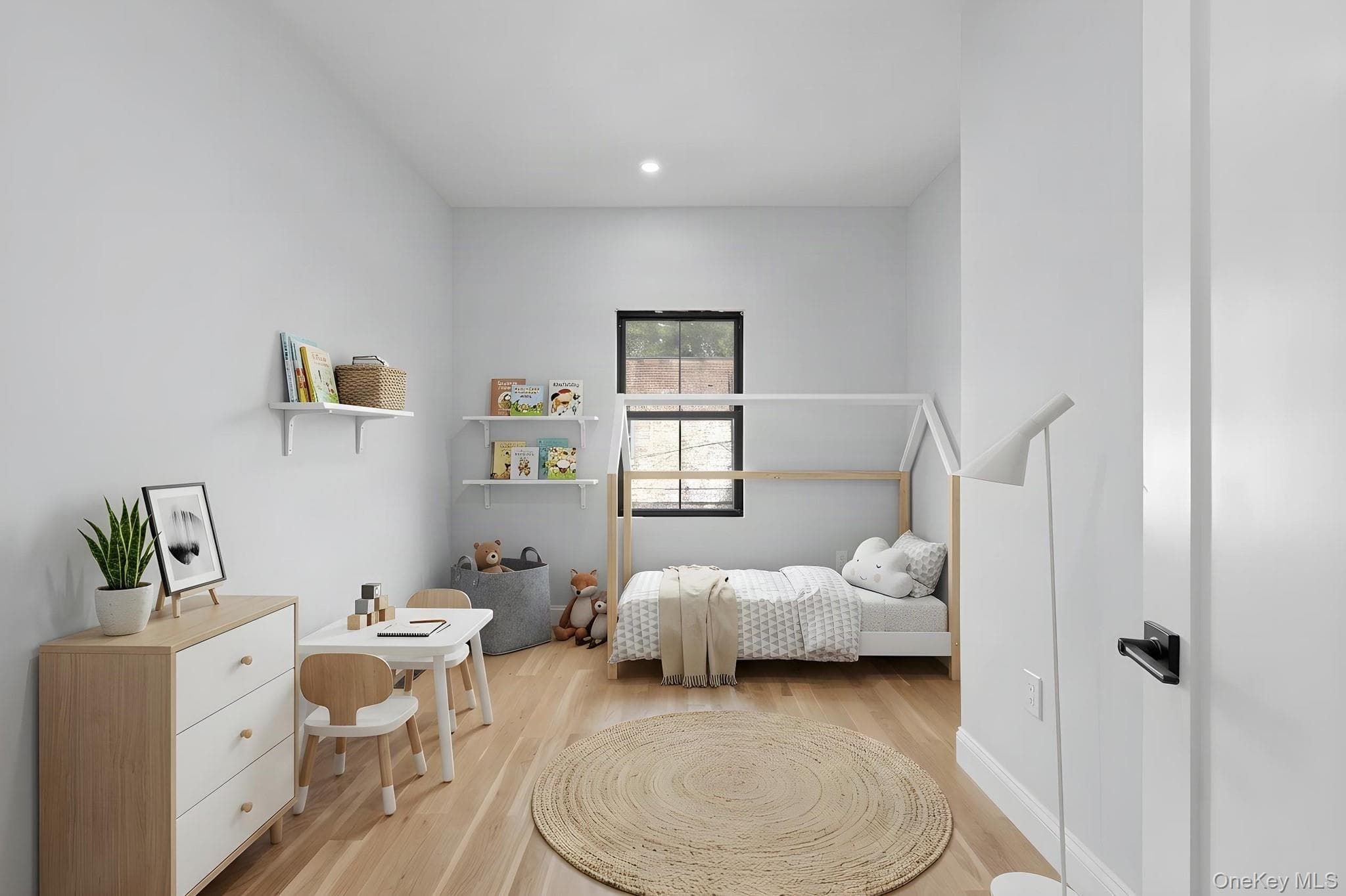 147 Essex Street thumbnail 9
