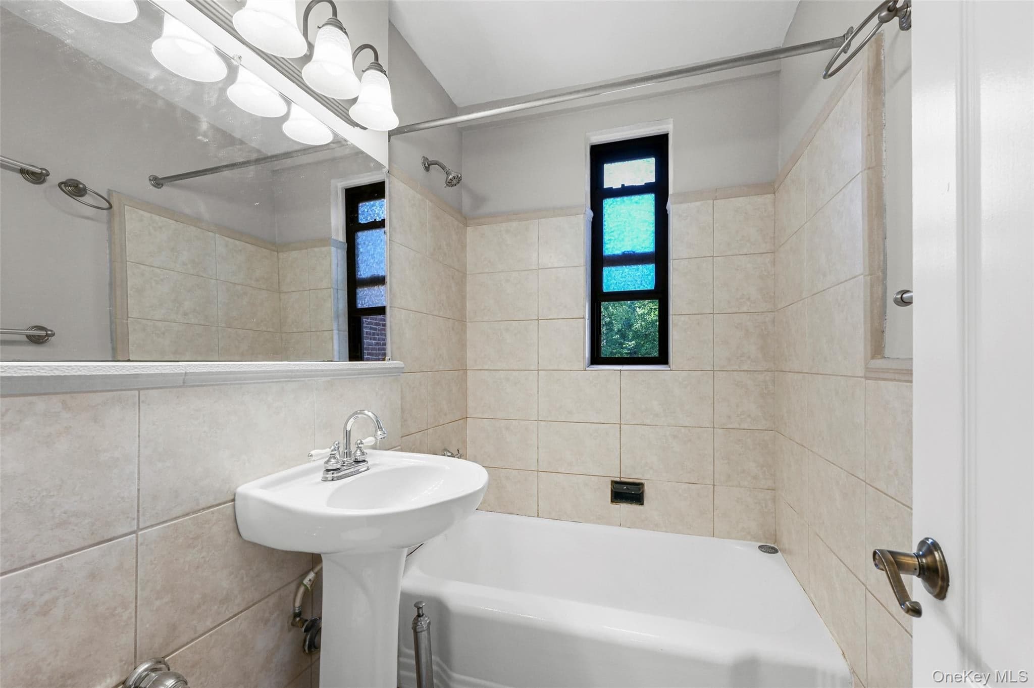 142 Garth Road Unit: 3T thumbnail 9