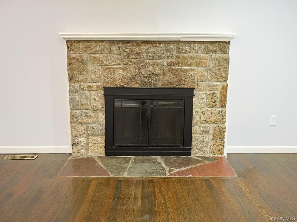 10 Etville Avenue Unit: #12 thumbnail 27