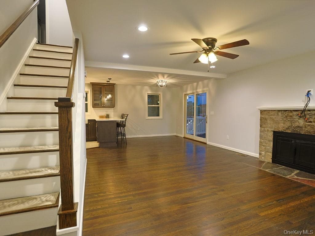10 Etville Avenue Unit: #12 thumbnail 23
