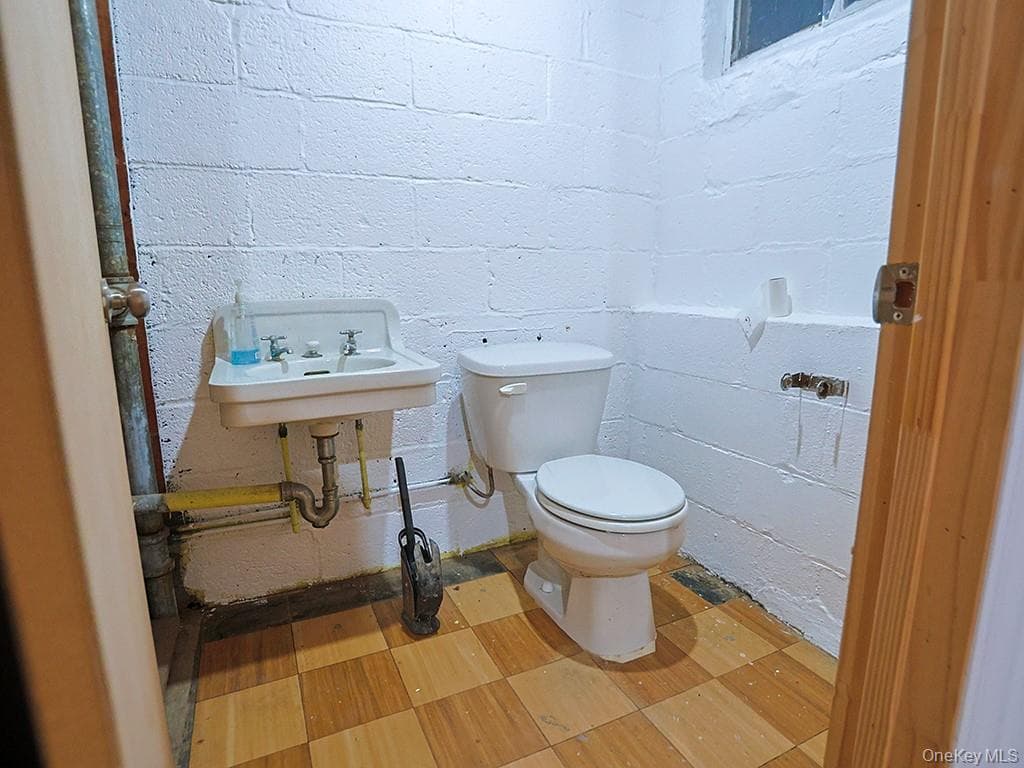 10 Etville Avenue Unit: #12 thumbnail 41