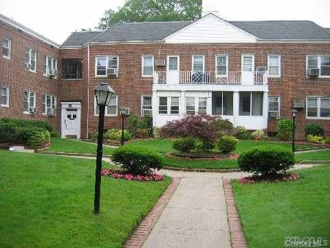 1385 Broadway Unit: A33 thumbnail 18