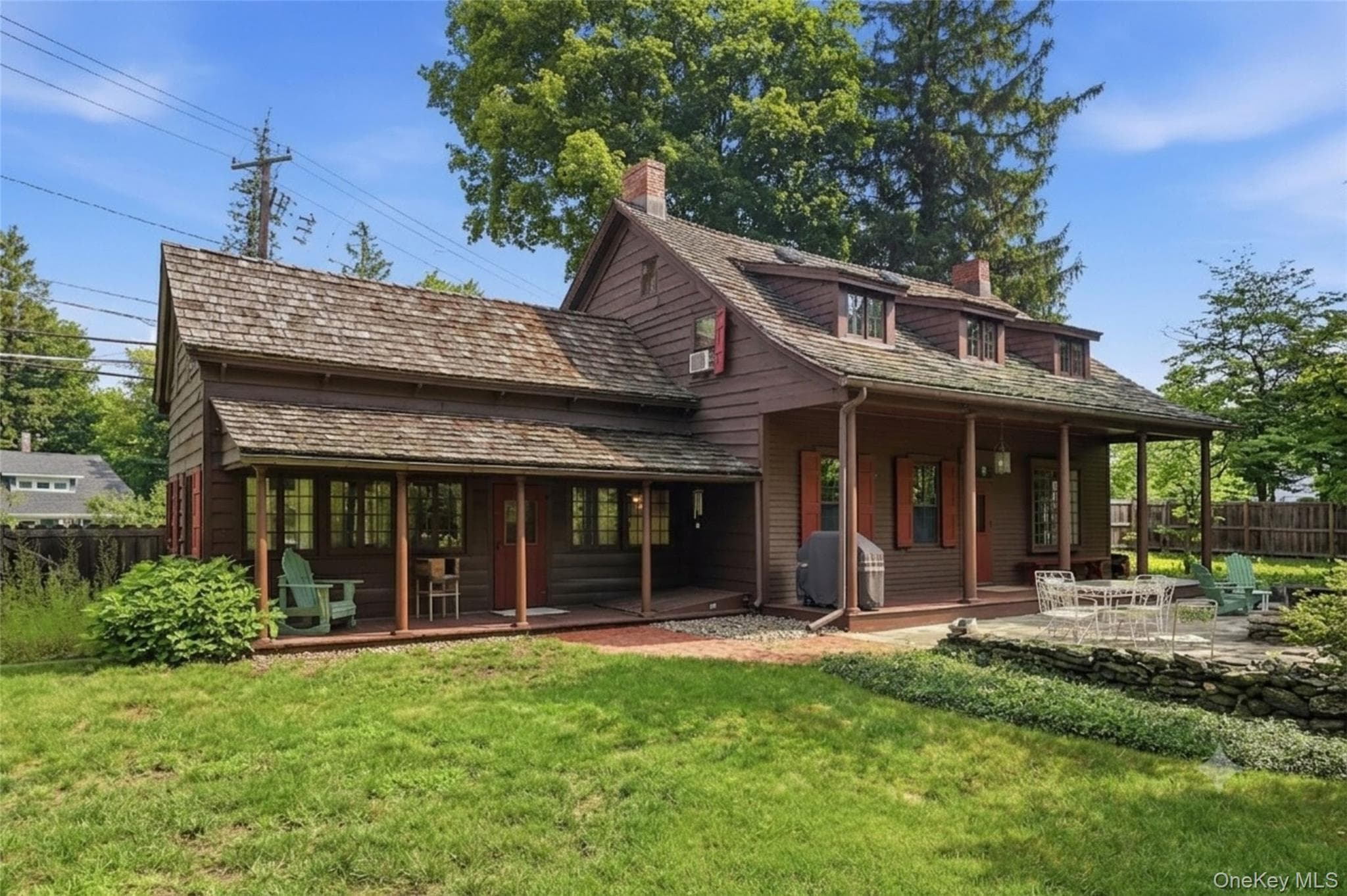 809 Traver Road photo 1