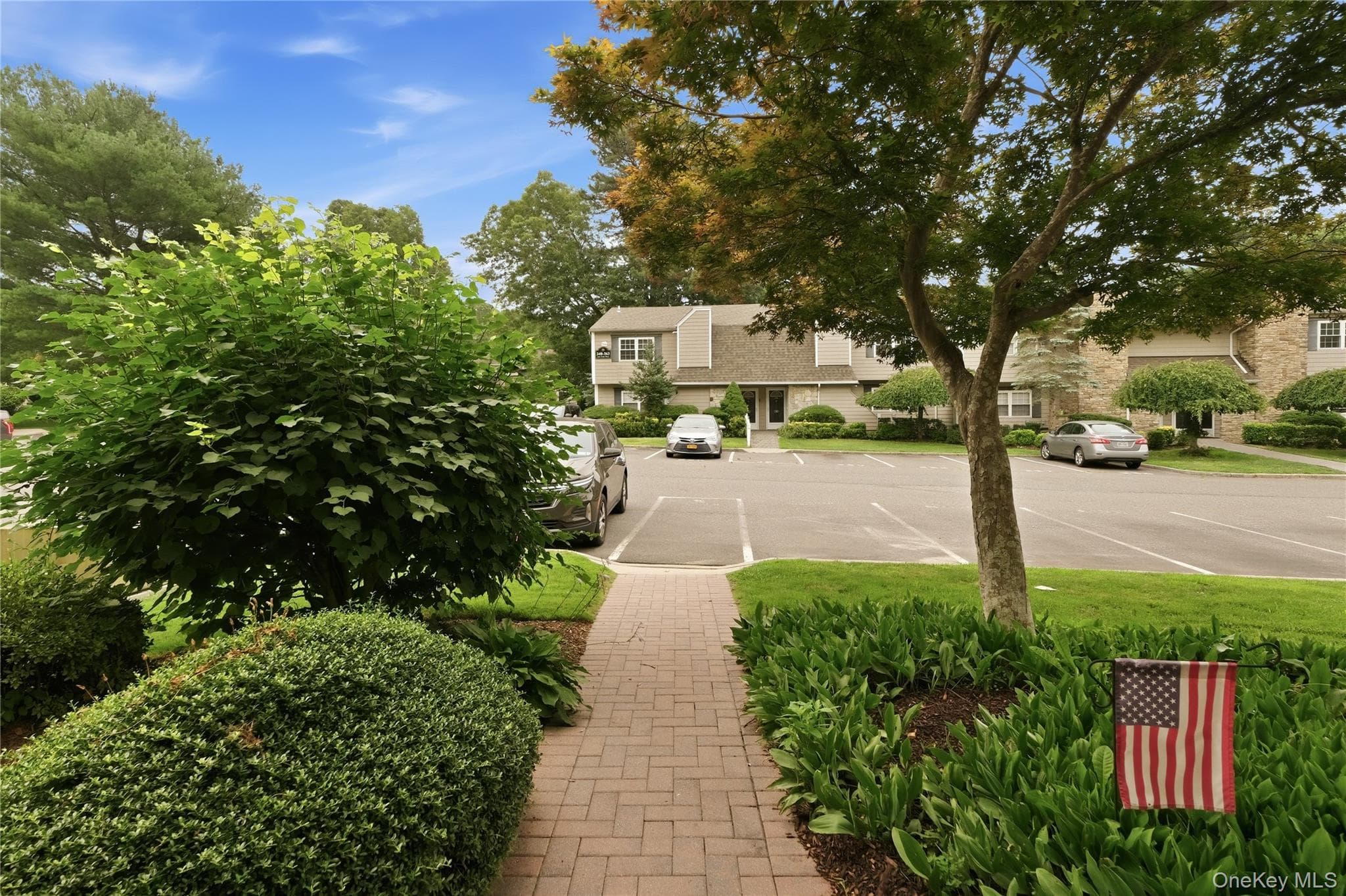 207 Lake Pointe Circle CIR Unit: 207 thumbnail 4