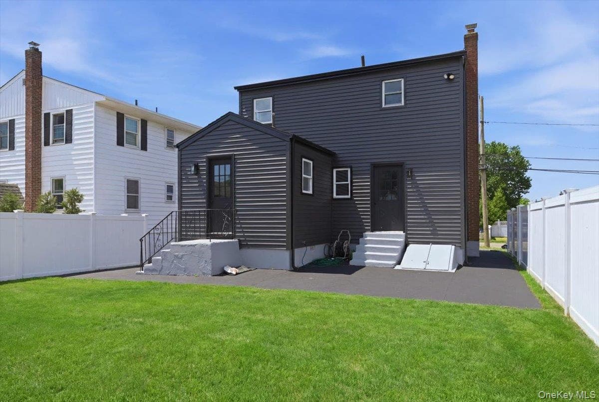 20 Wyona Avenue thumbnail 35