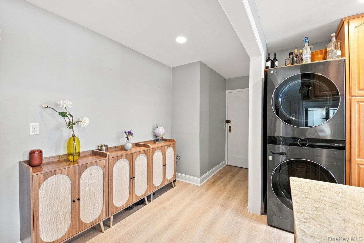 41 Manchester Road Unit: B-23 thumbnail 5