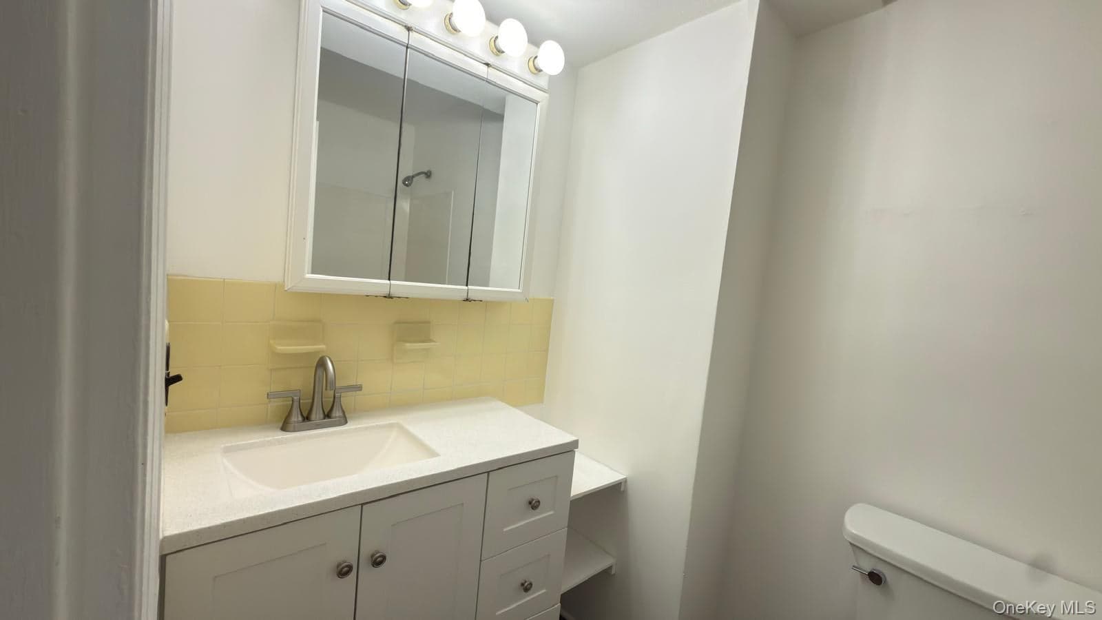 440 Carpenter Avenue Unit: 23 thumbnail 10
