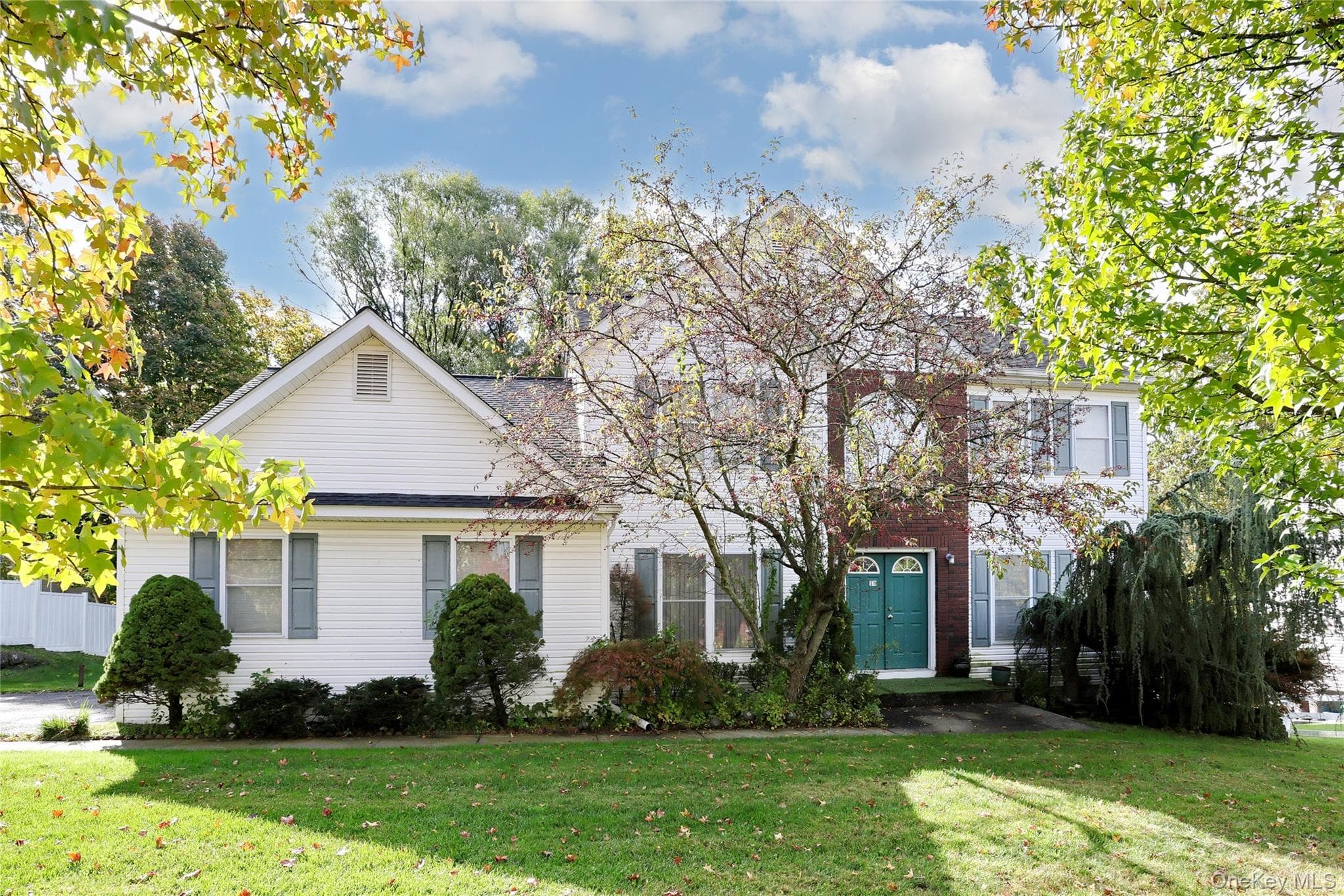 14 Blue Heron Road, Nanuet