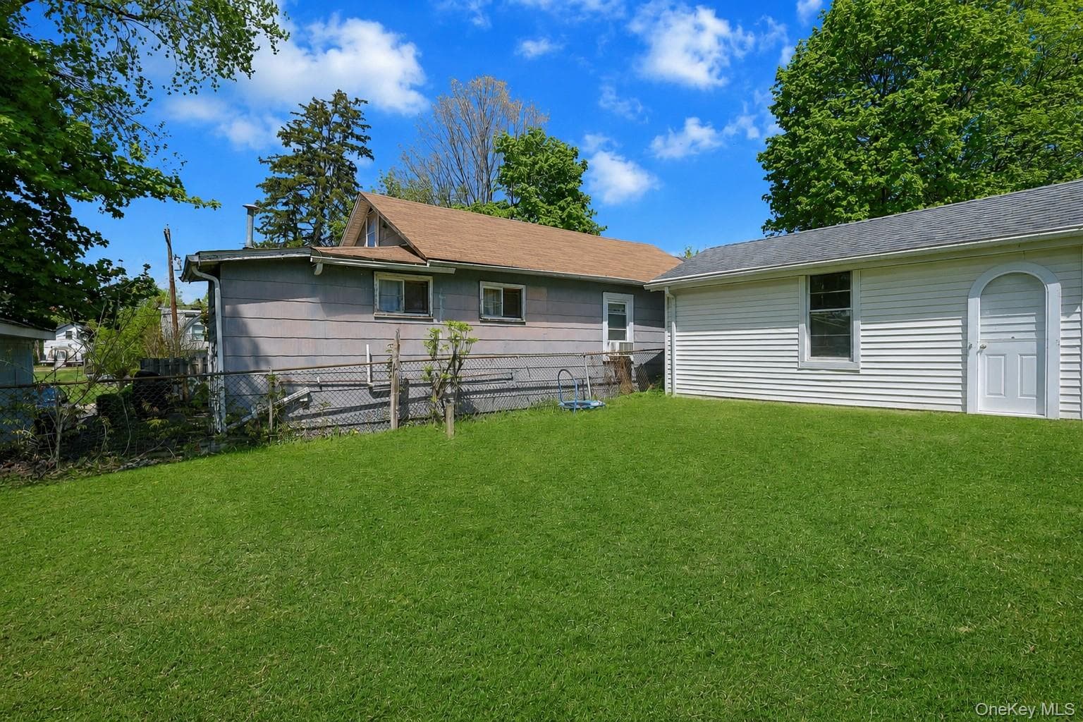 6 Willow Avenue thumbnail 21